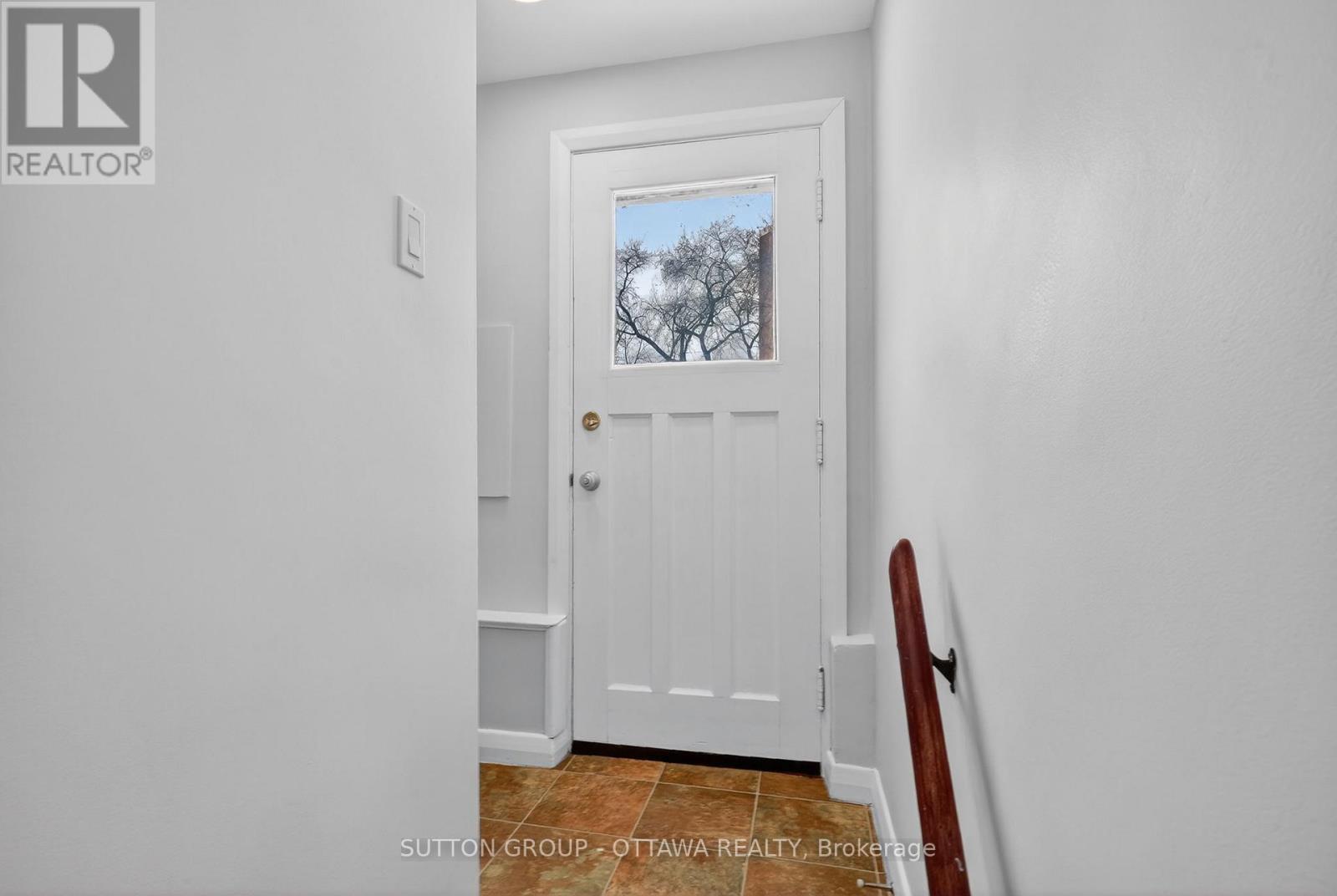 499 Neighbourhood Way