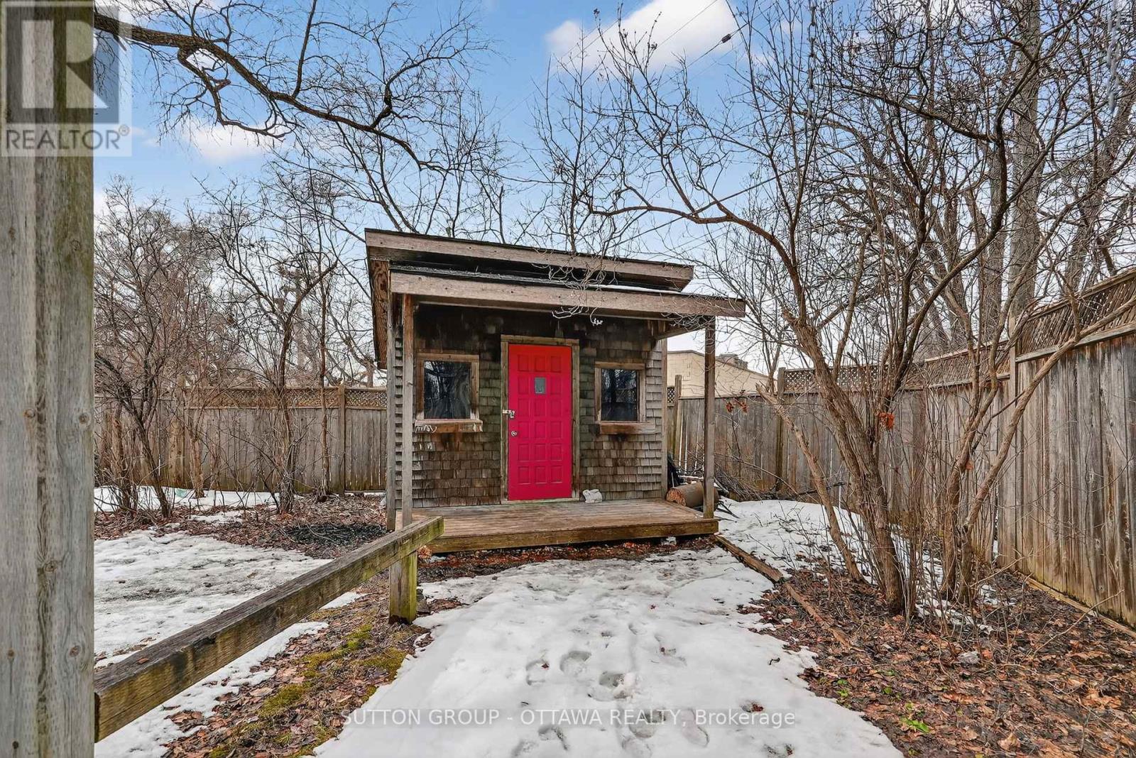 499 Neighbourhood Way