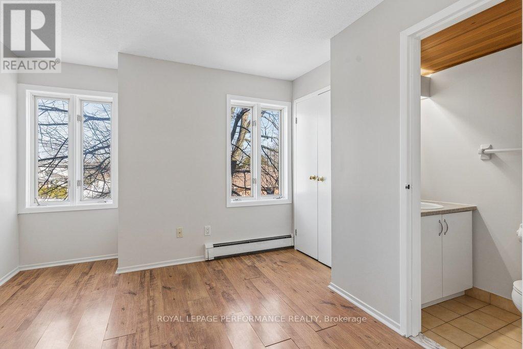 26 - 1096 Blasdell Avenue