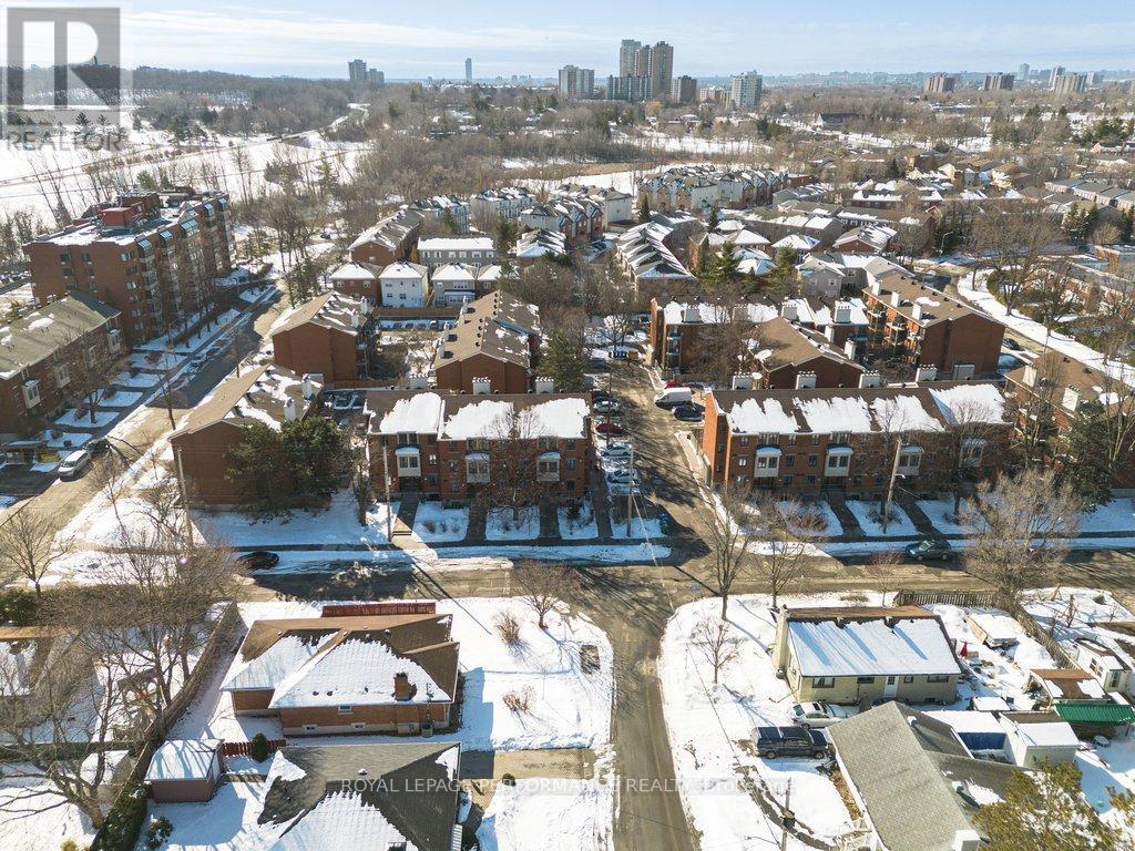 26 - 1096 Blasdell Avenue