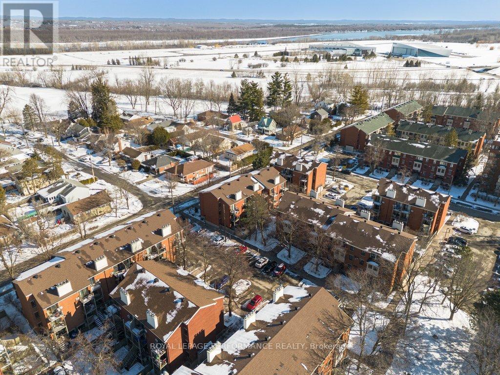 26 - 1096 Blasdell Avenue