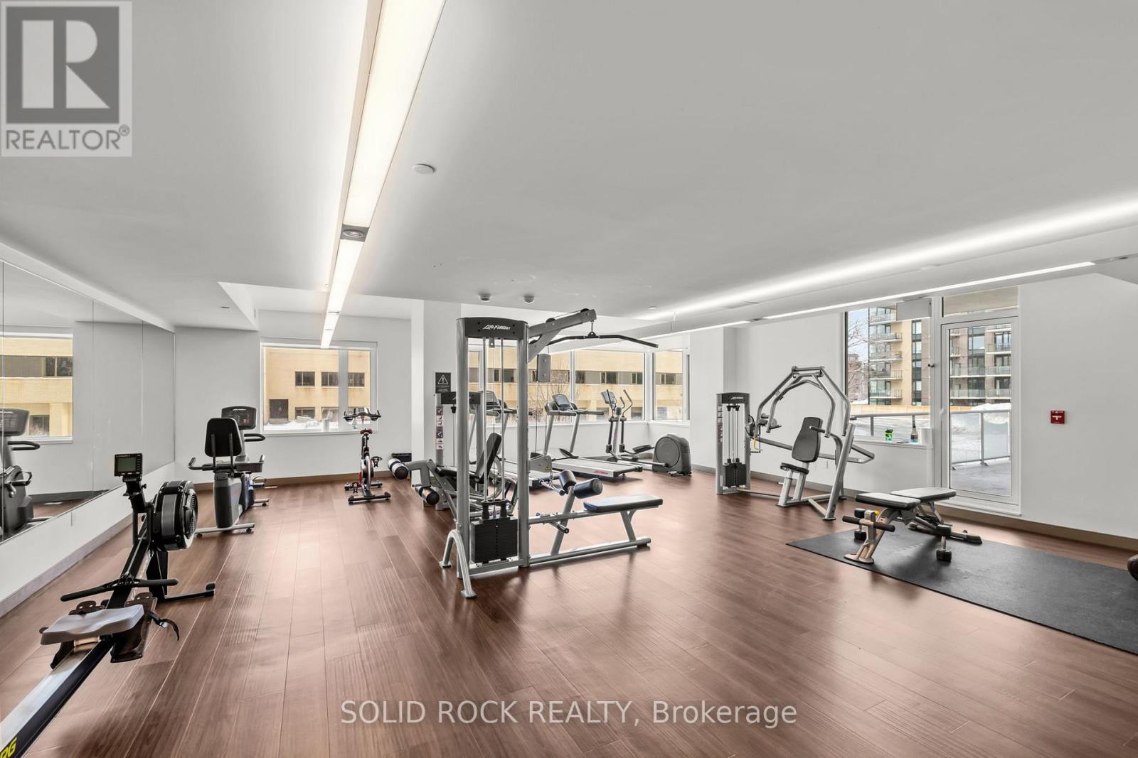 201 - 530 De Mazenod Avenue