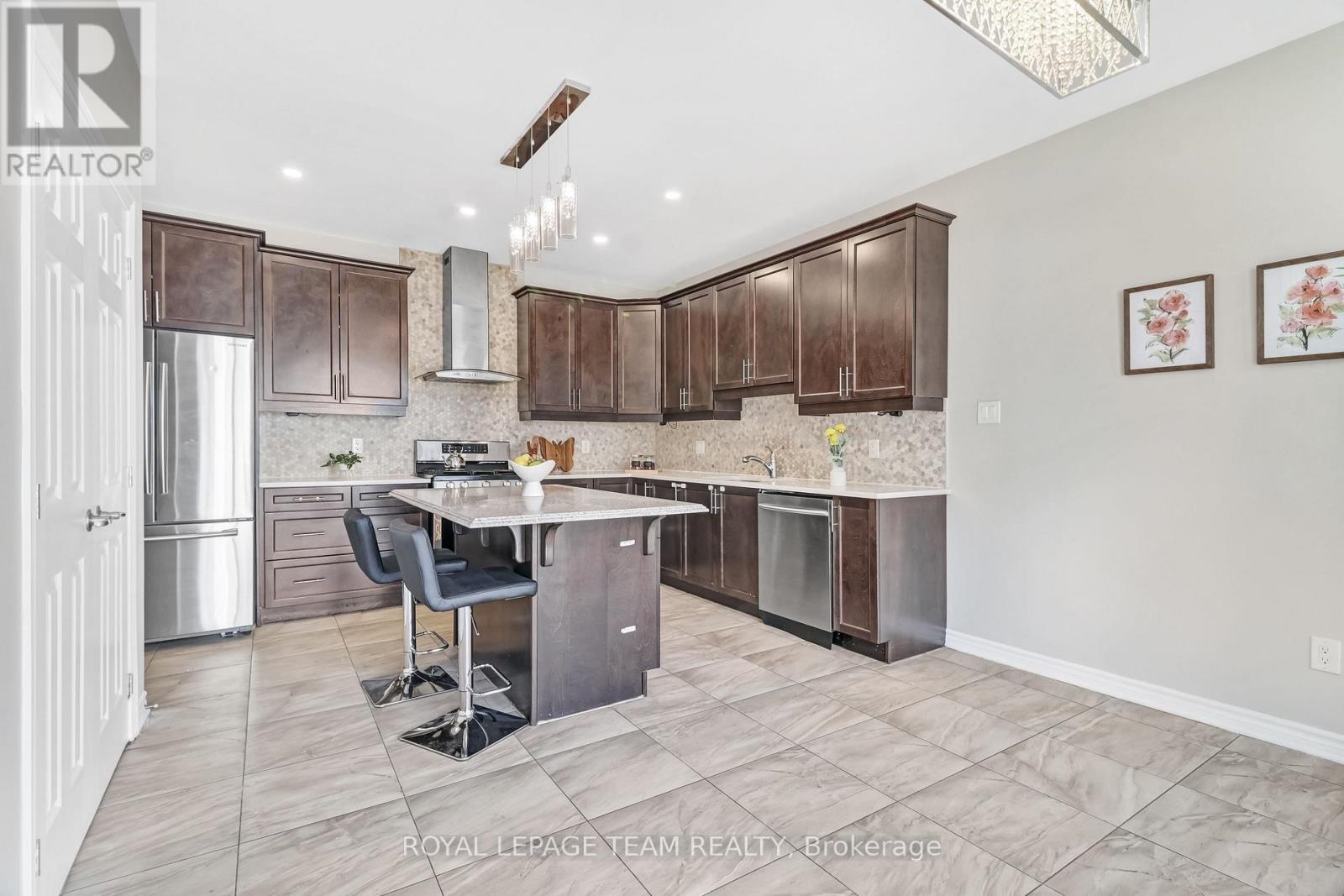 335 Rue Des Soldats Riendeau Street