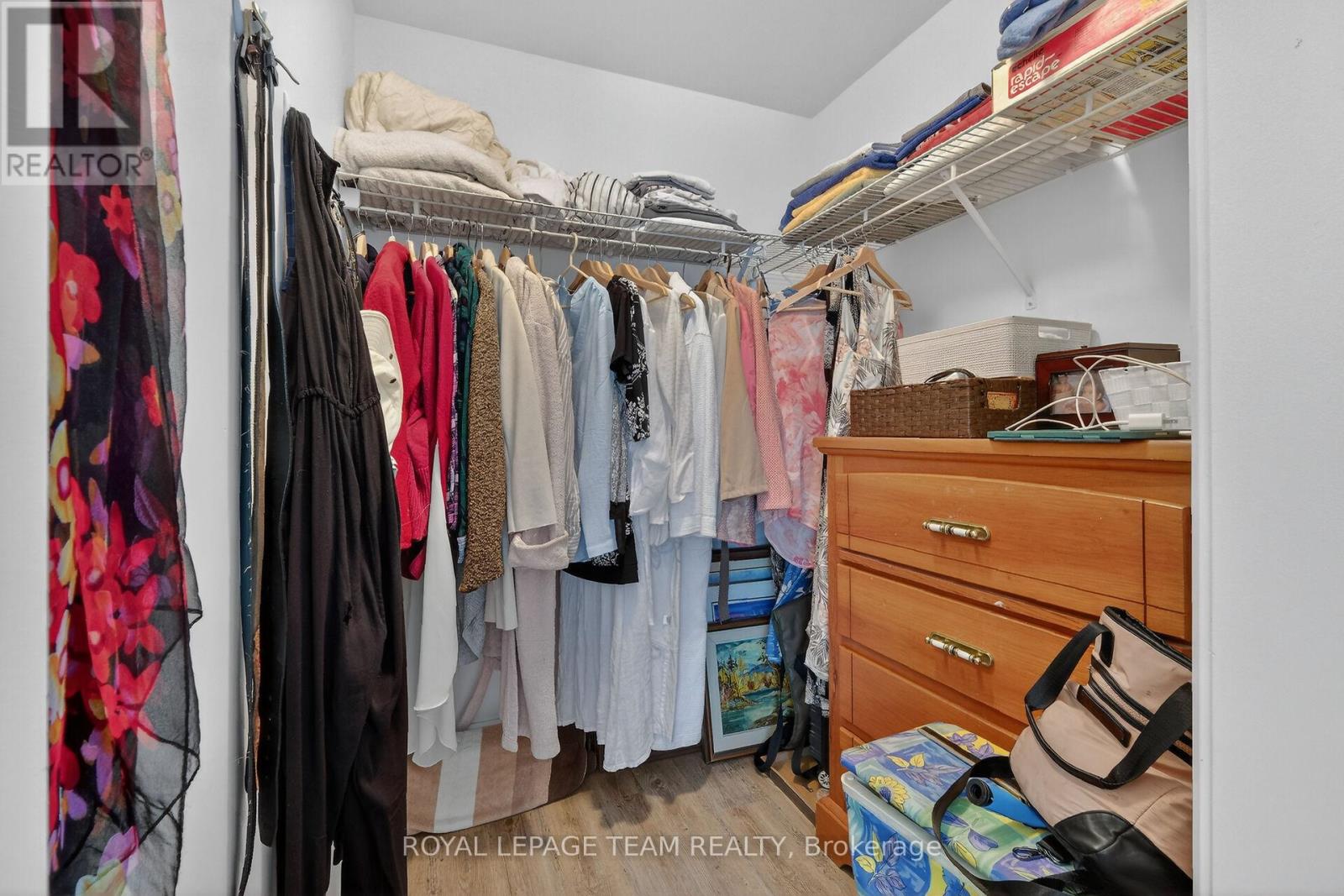 220 - 7 Marquette Avenue