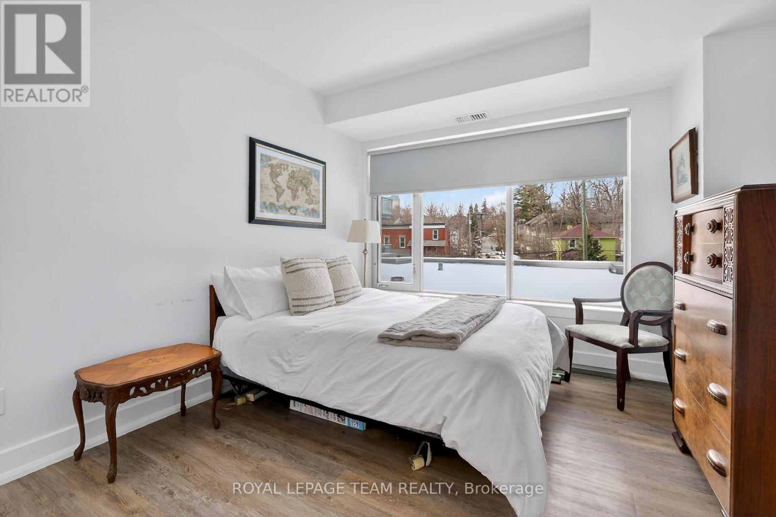 220 - 7 Marquette Avenue