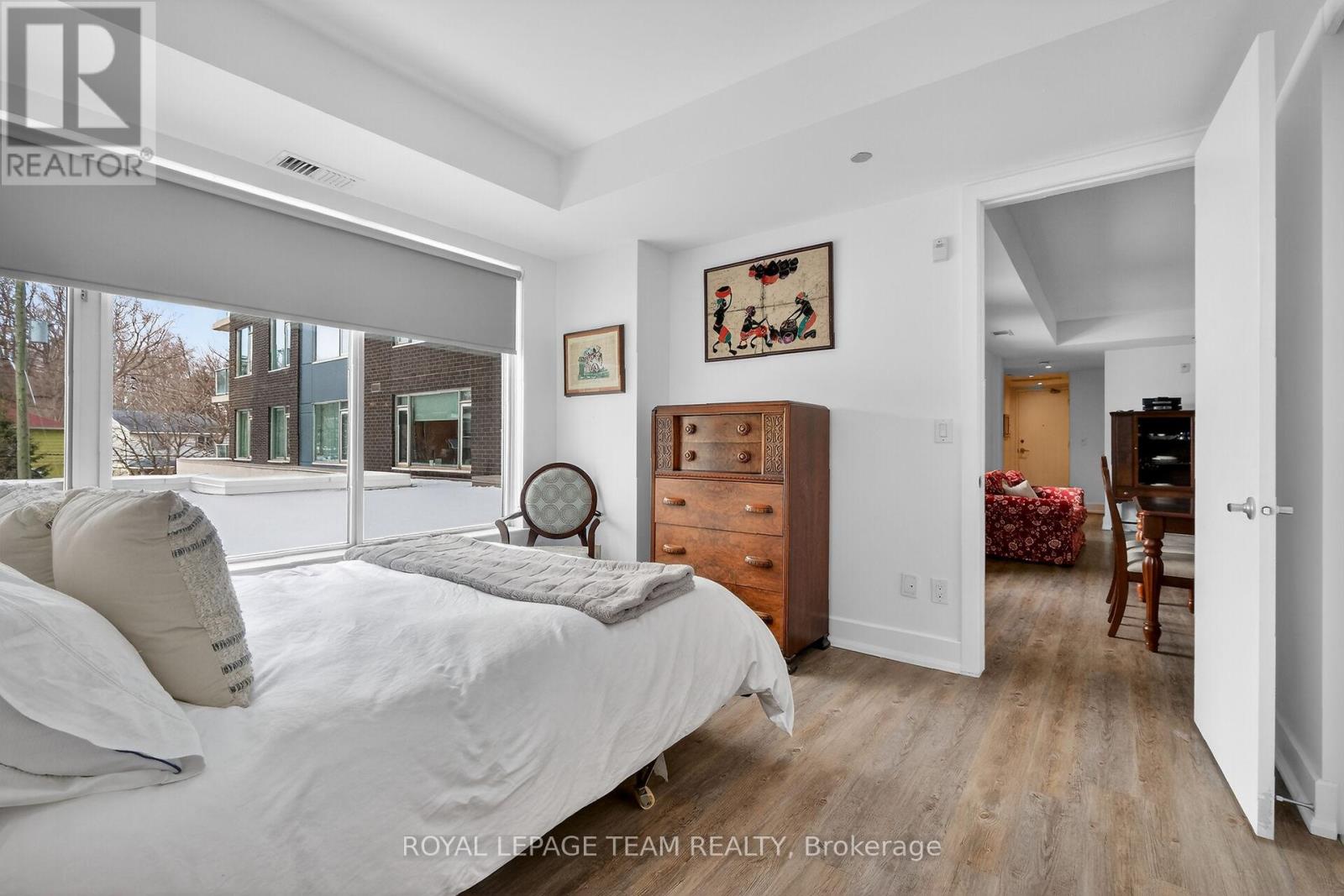 220 - 7 Marquette Avenue