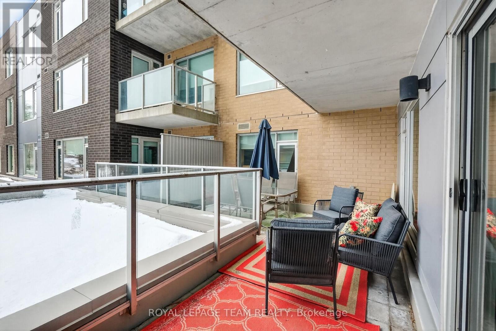 220 - 7 Marquette Avenue