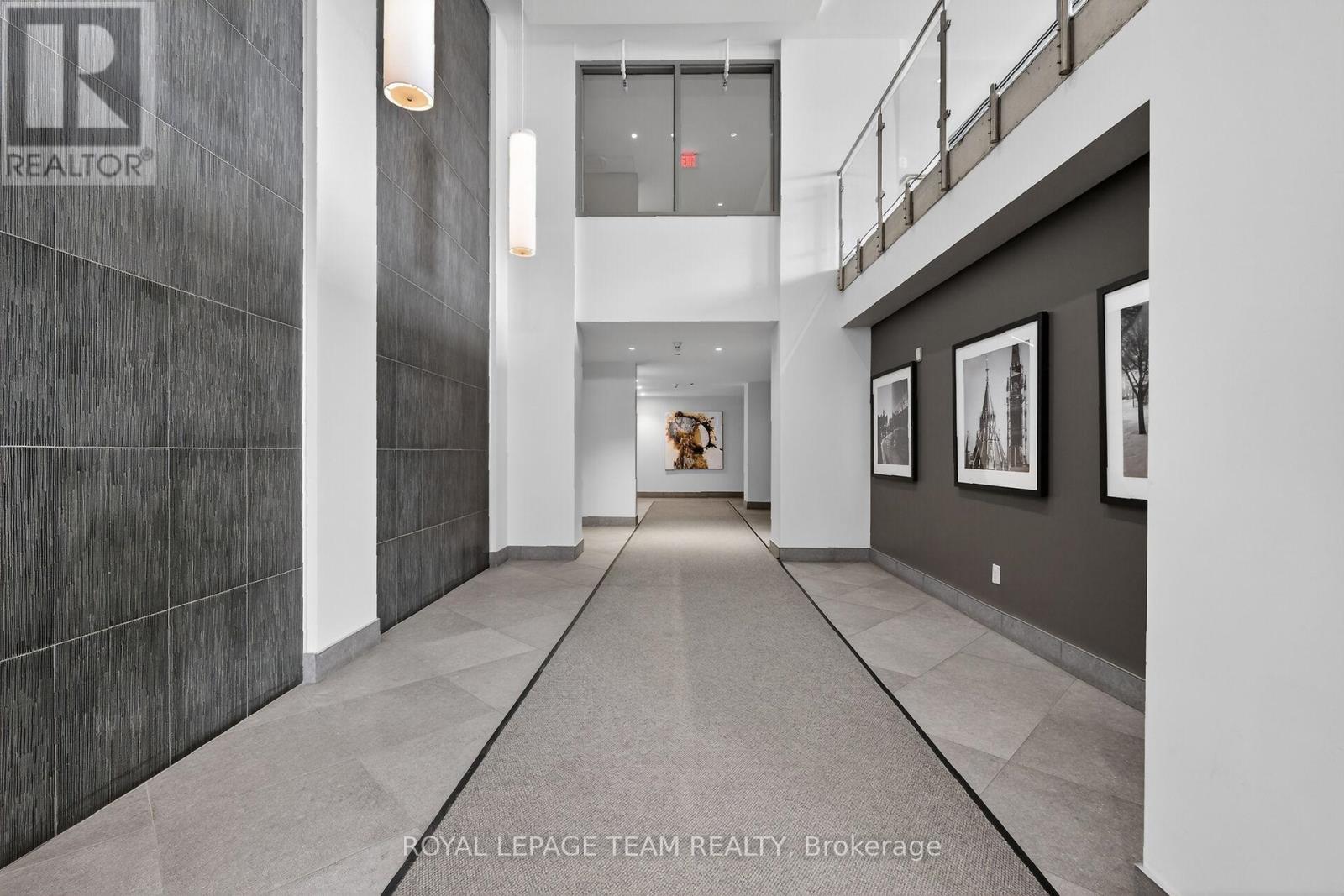 220 - 7 Marquette Avenue