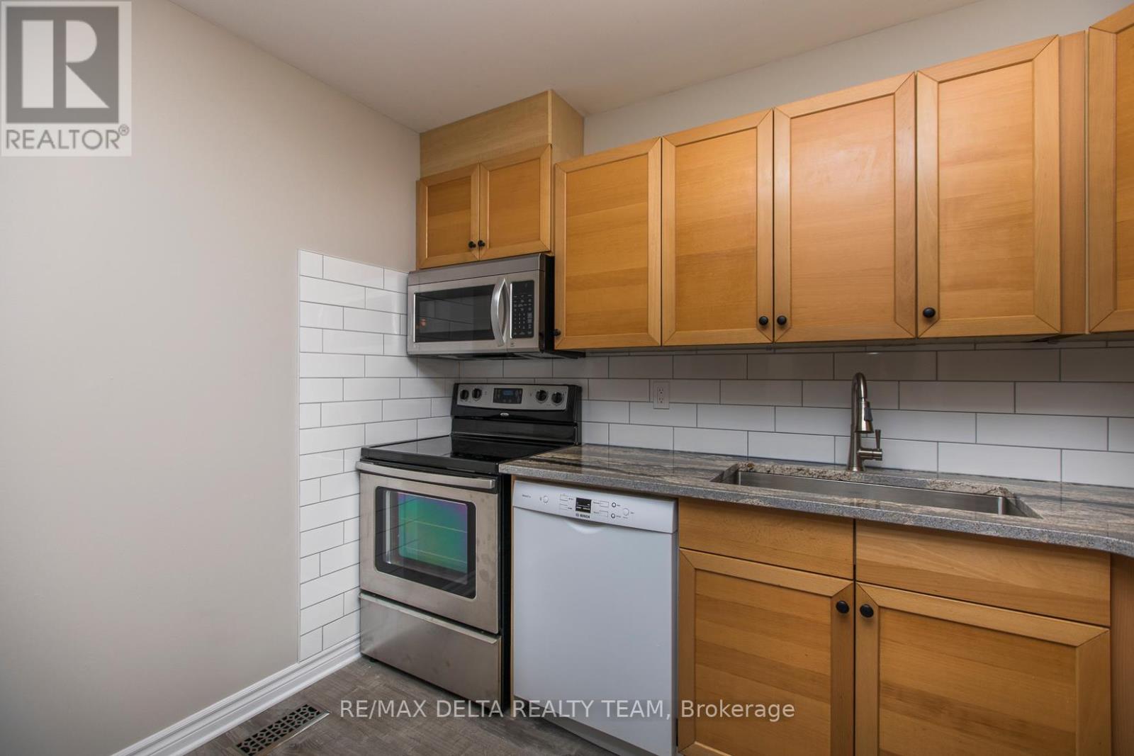 8 - 323 Monica Crescent