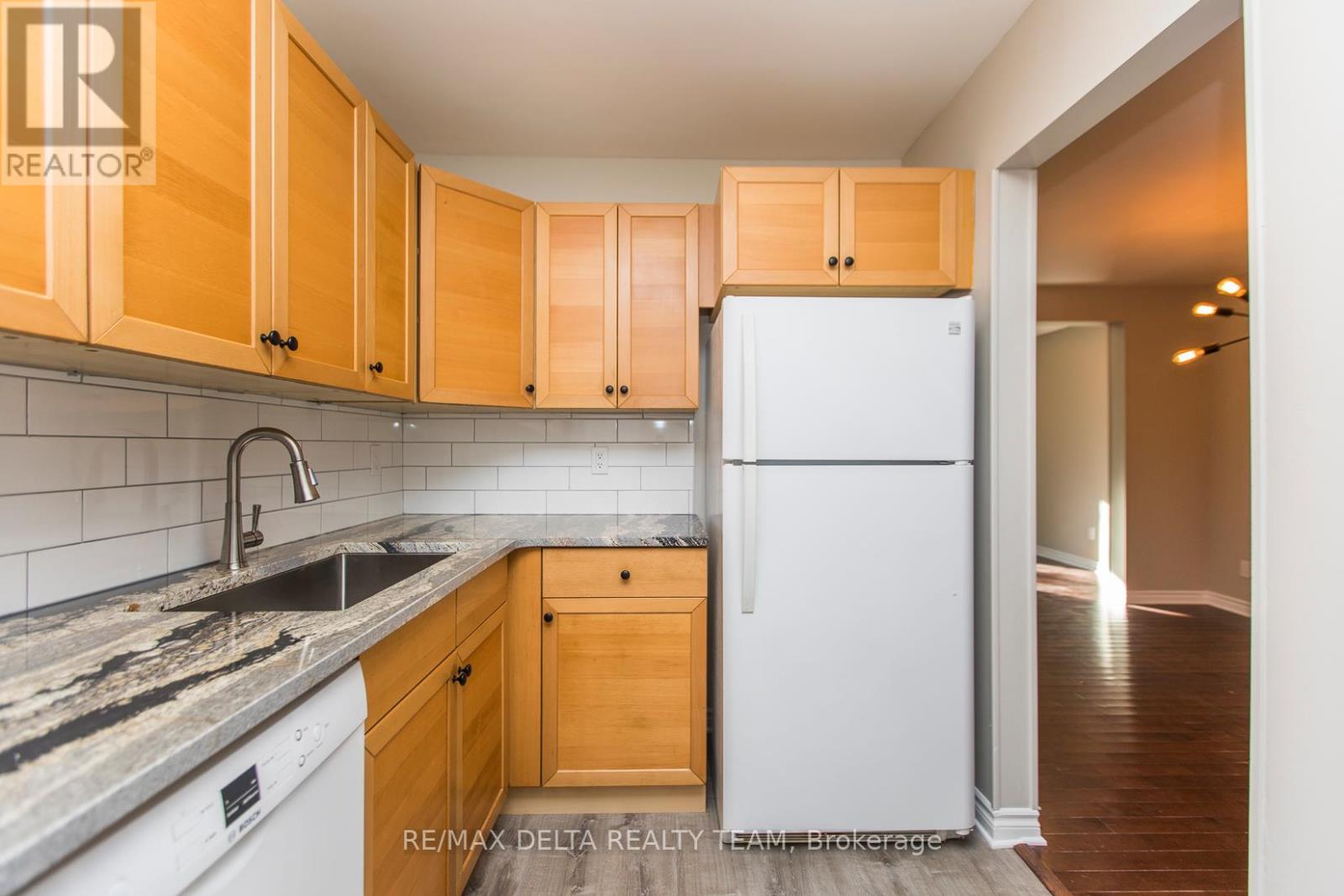 8 - 323 Monica Crescent