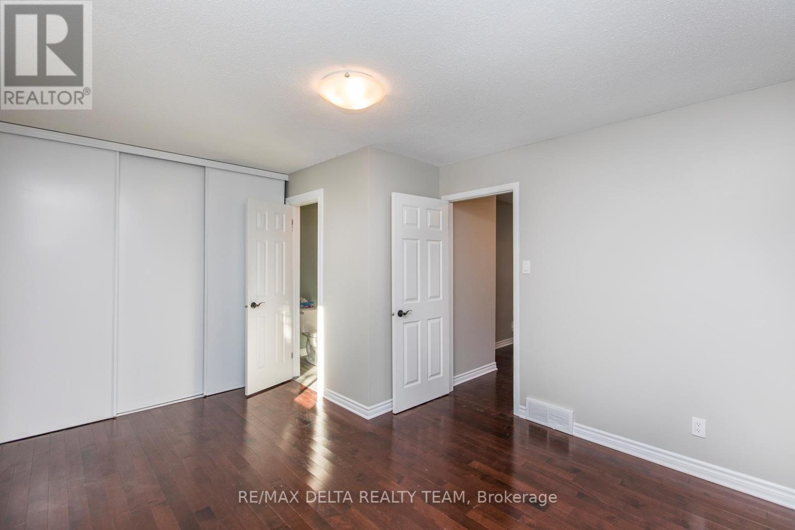 8 - 323 Monica Crescent