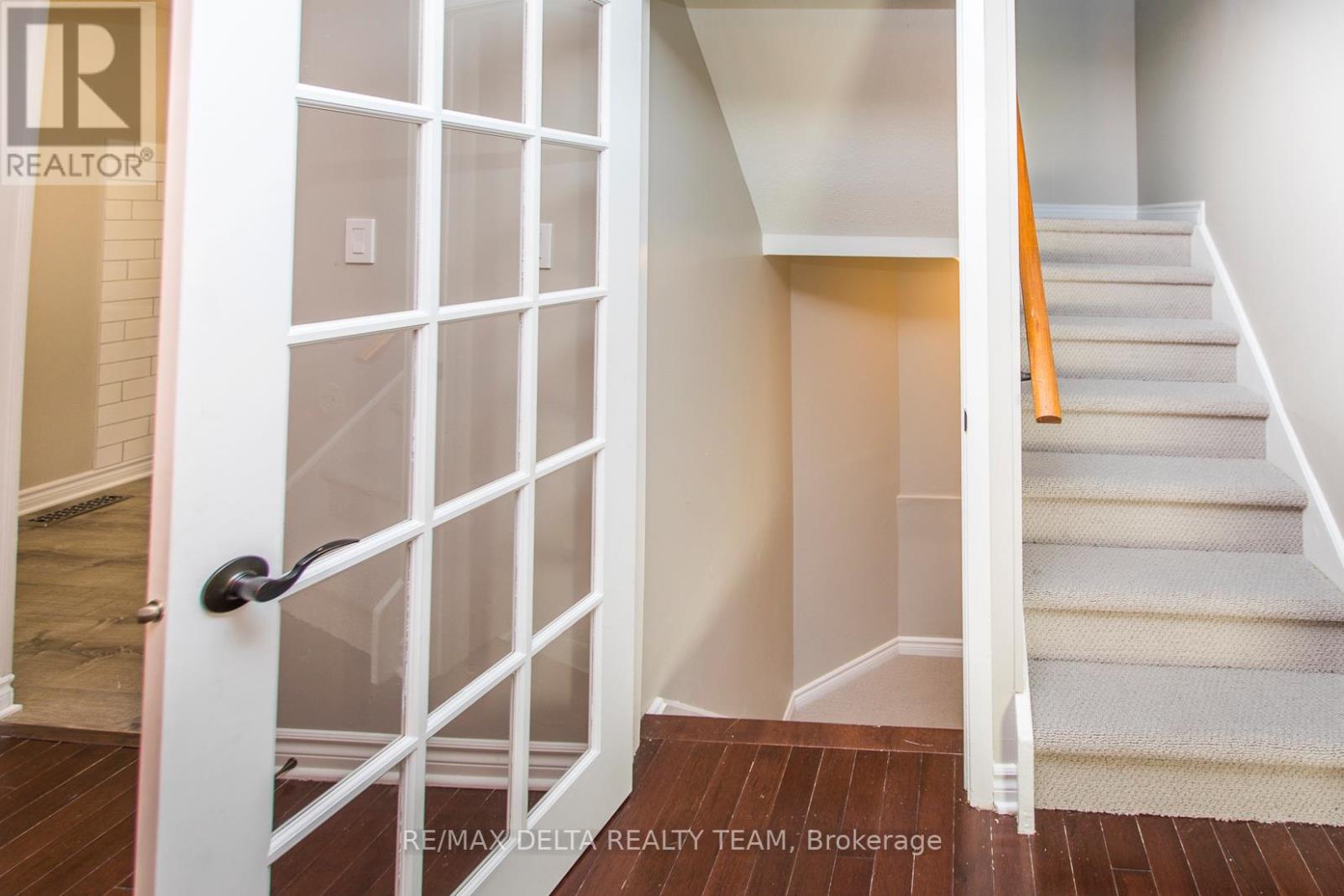 8 - 323 Monica Crescent