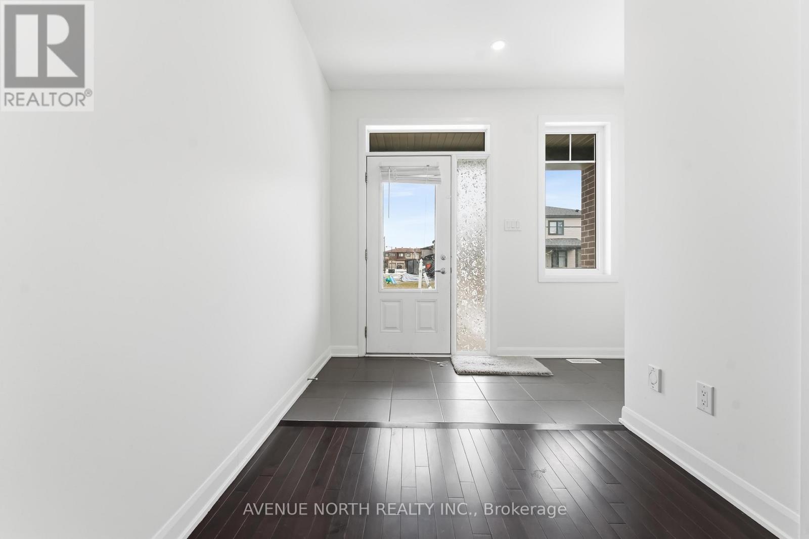 2082 Caltra Crescent