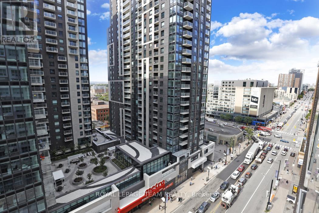 1303 - 242 Rideau Street