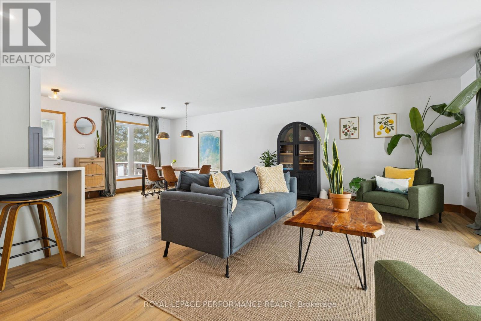 3460 Dessaint Street