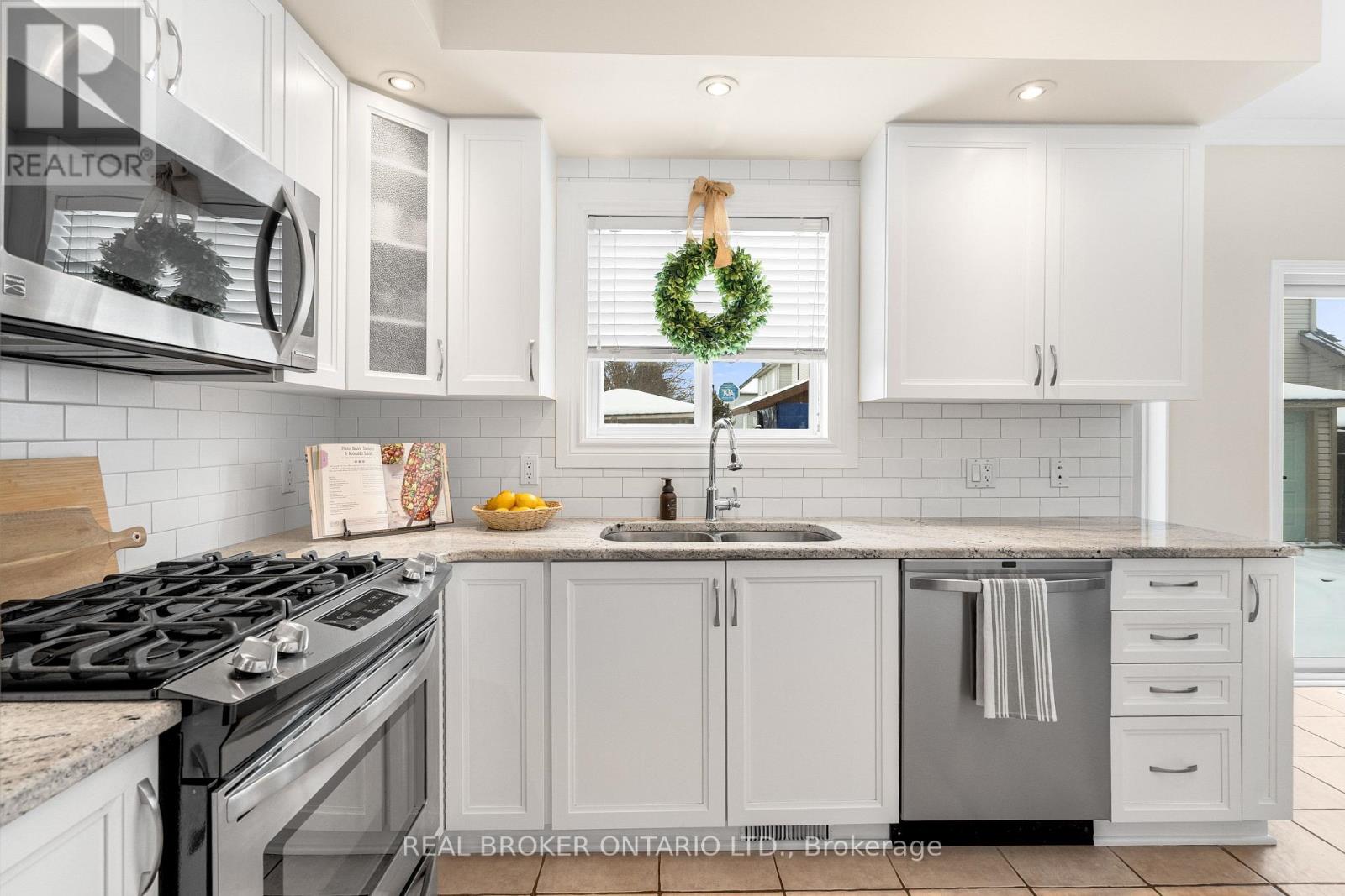 41 Golder's Green Lane