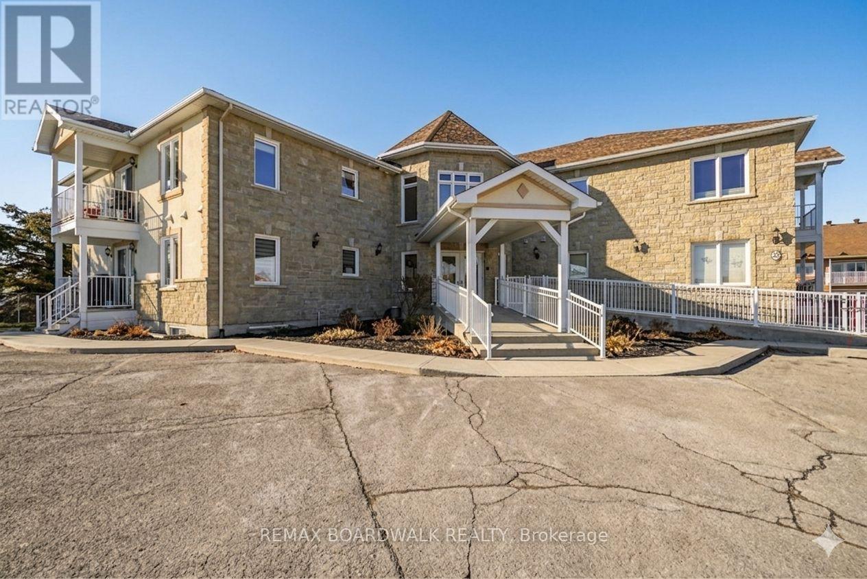 Unit 204 - 32 De La Croisee Street