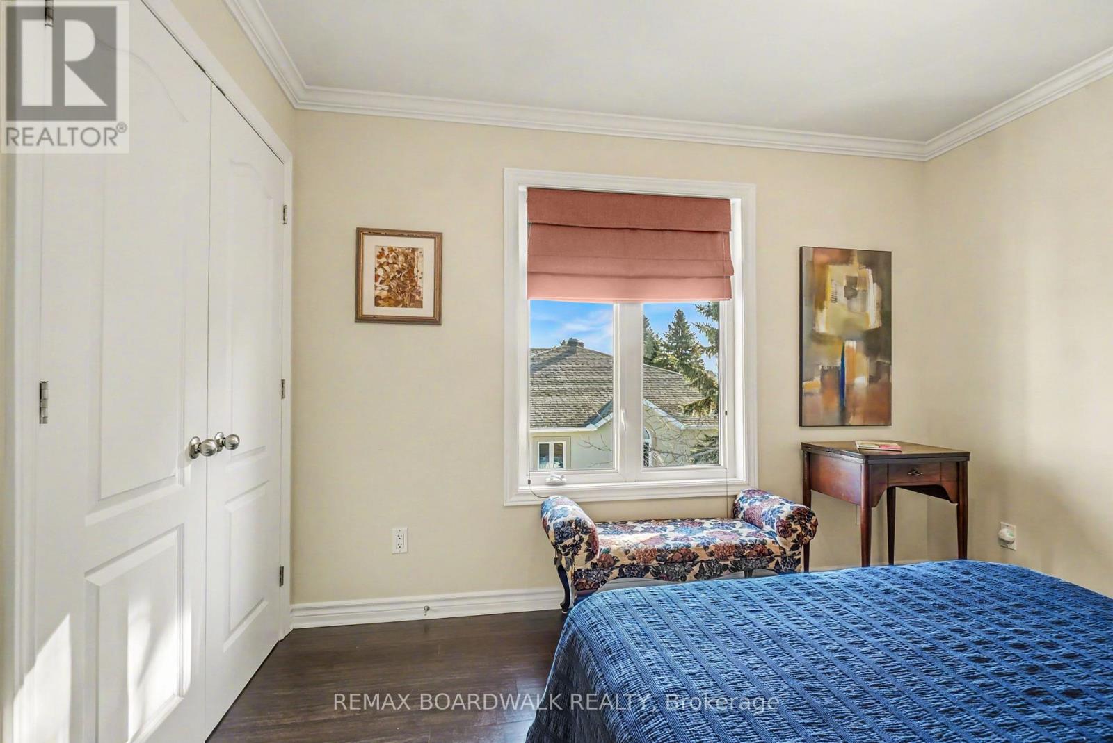 Unit 204 - 32 De La Croisee Street