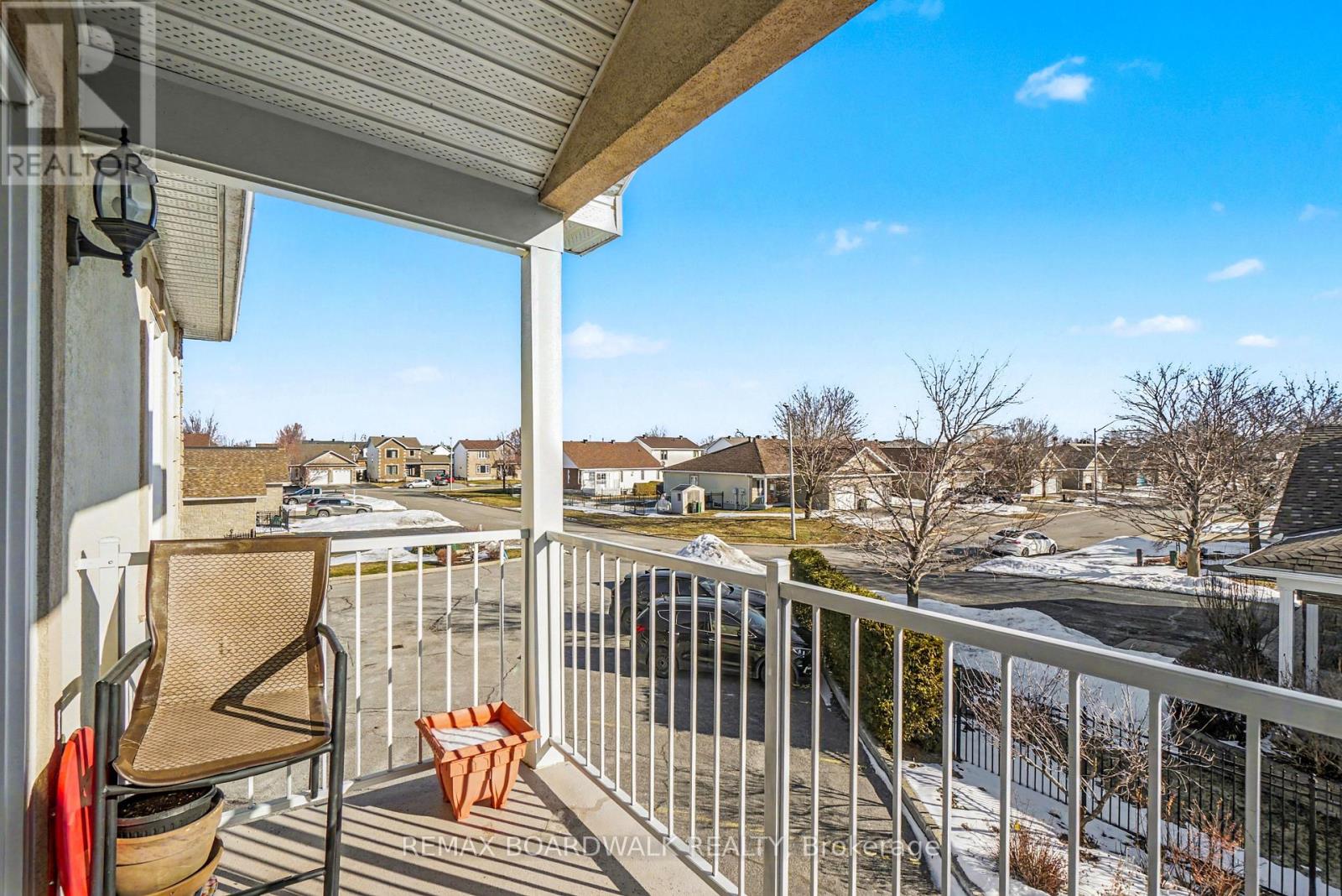 Unit 204 - 32 De La Croisee Street