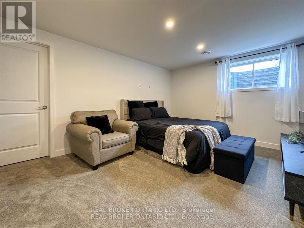 213 Bristol Crescent