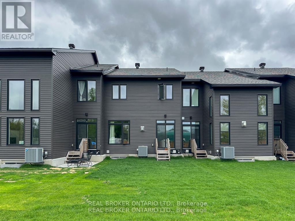 213 Bristol Crescent