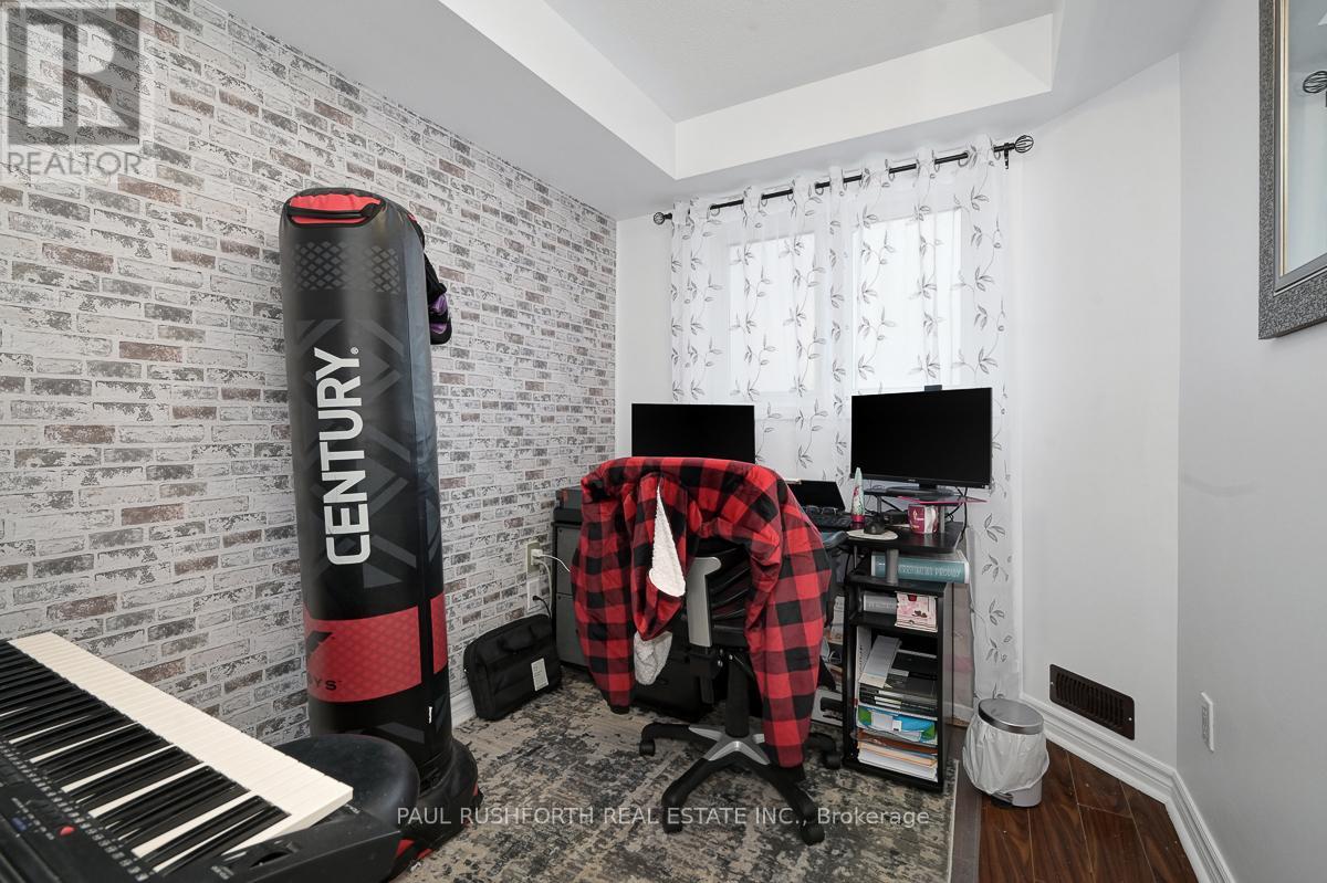 2 - 510 Stonefield Private