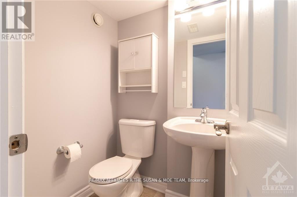 8 - 565 Stonefield Private