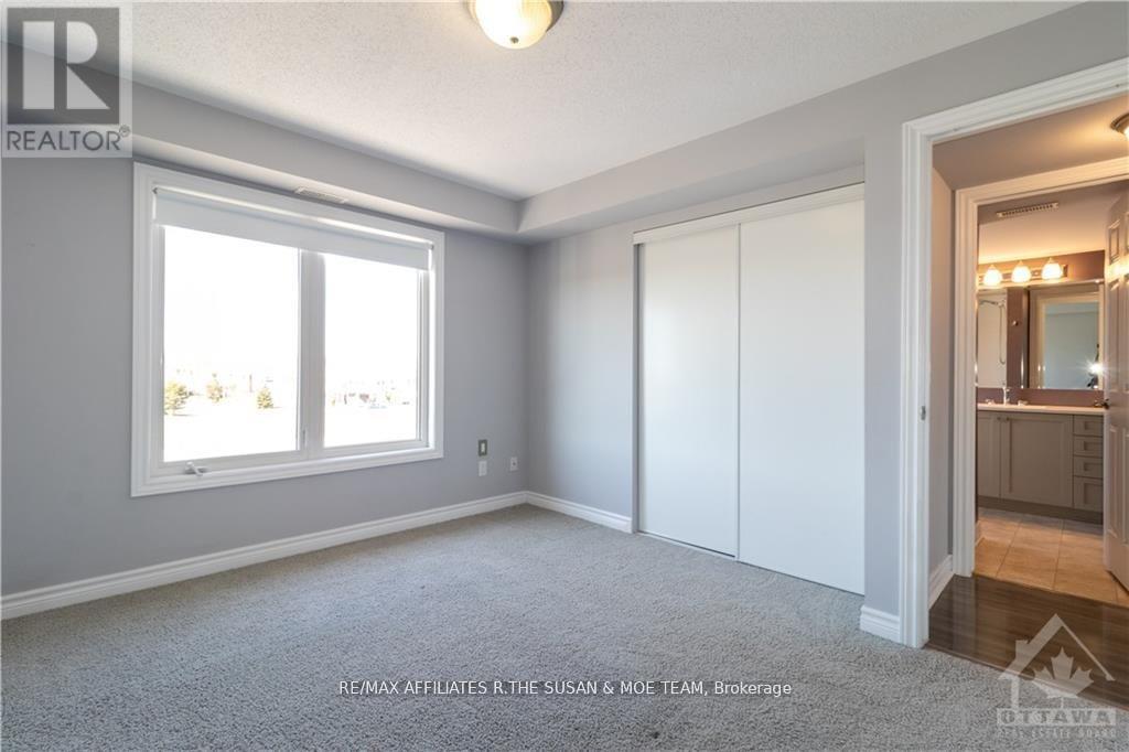 8 - 565 Stonefield Private