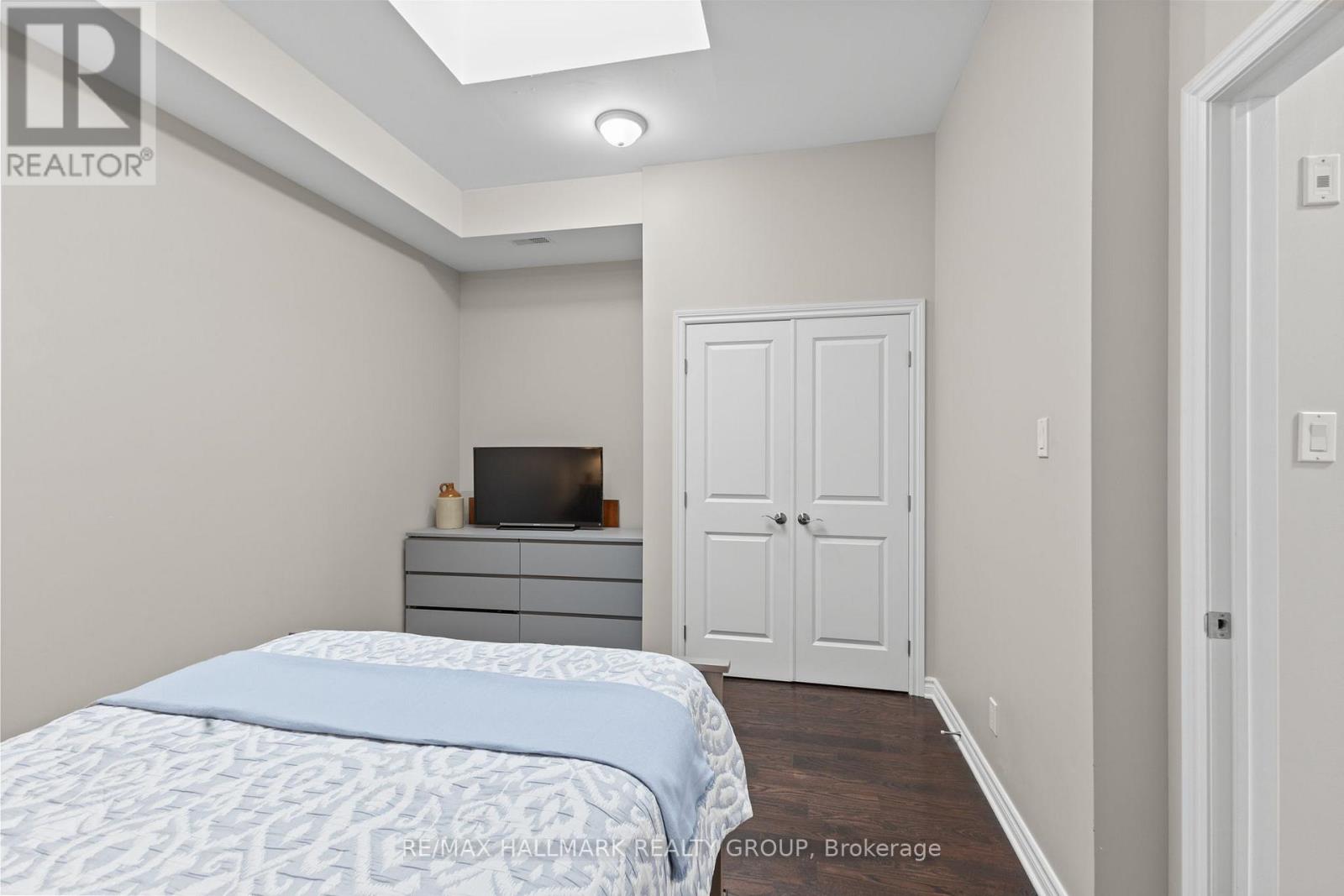 206 - 500 Claridge Drive