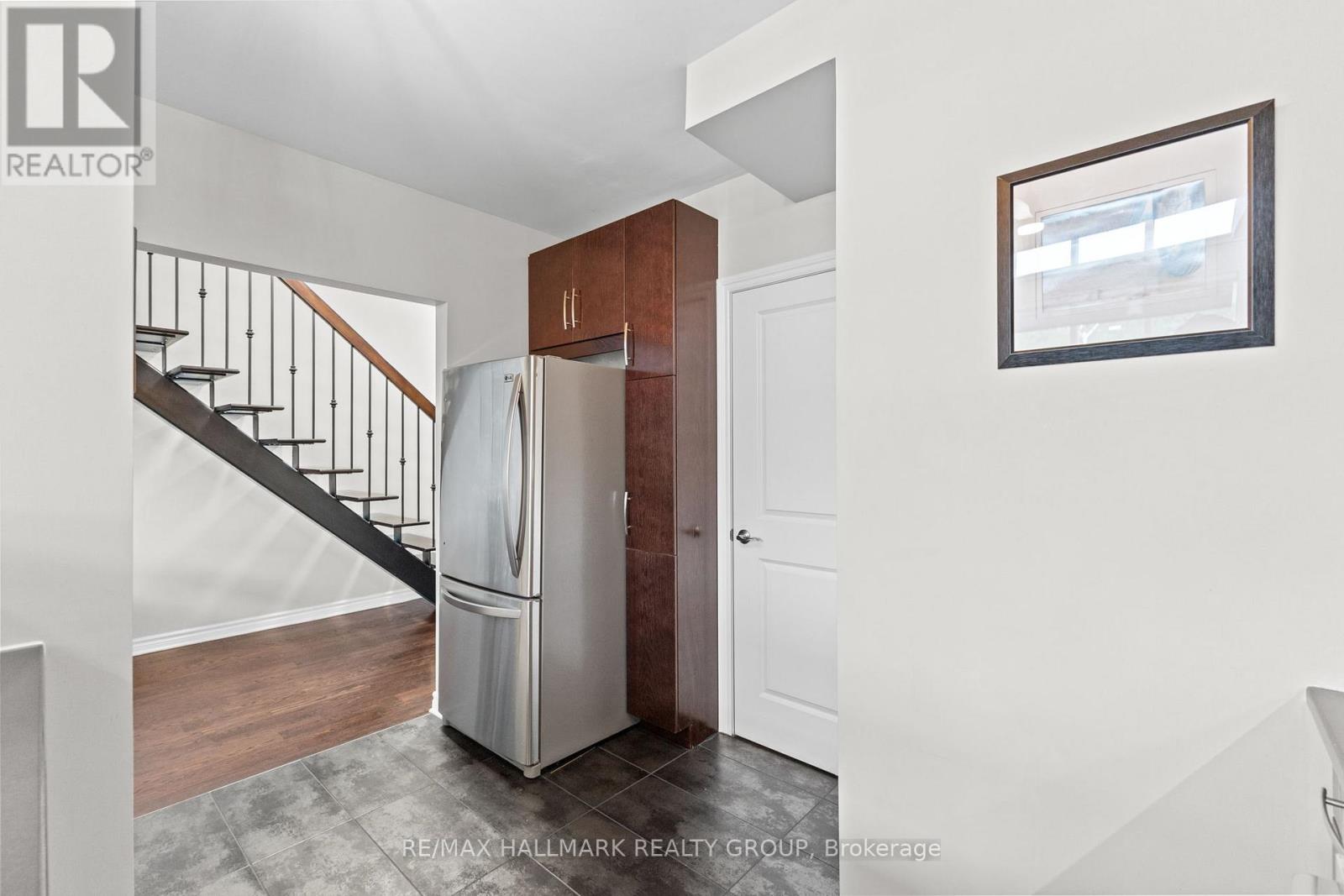 206 - 500 Claridge Drive