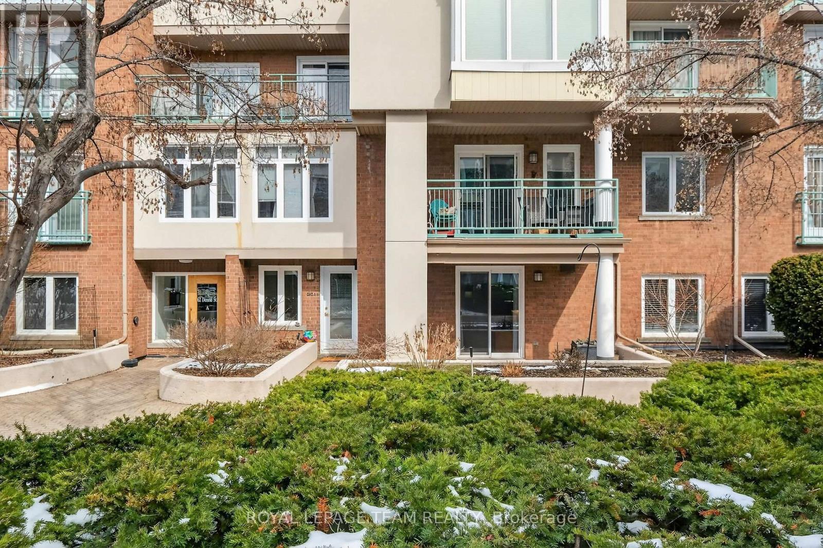 202a - 62 Donald Street