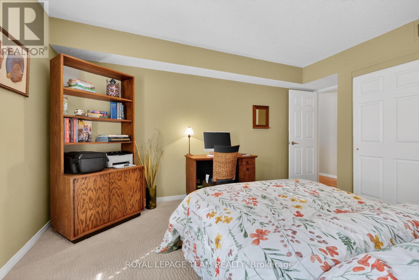 202a - 62 Donald Street