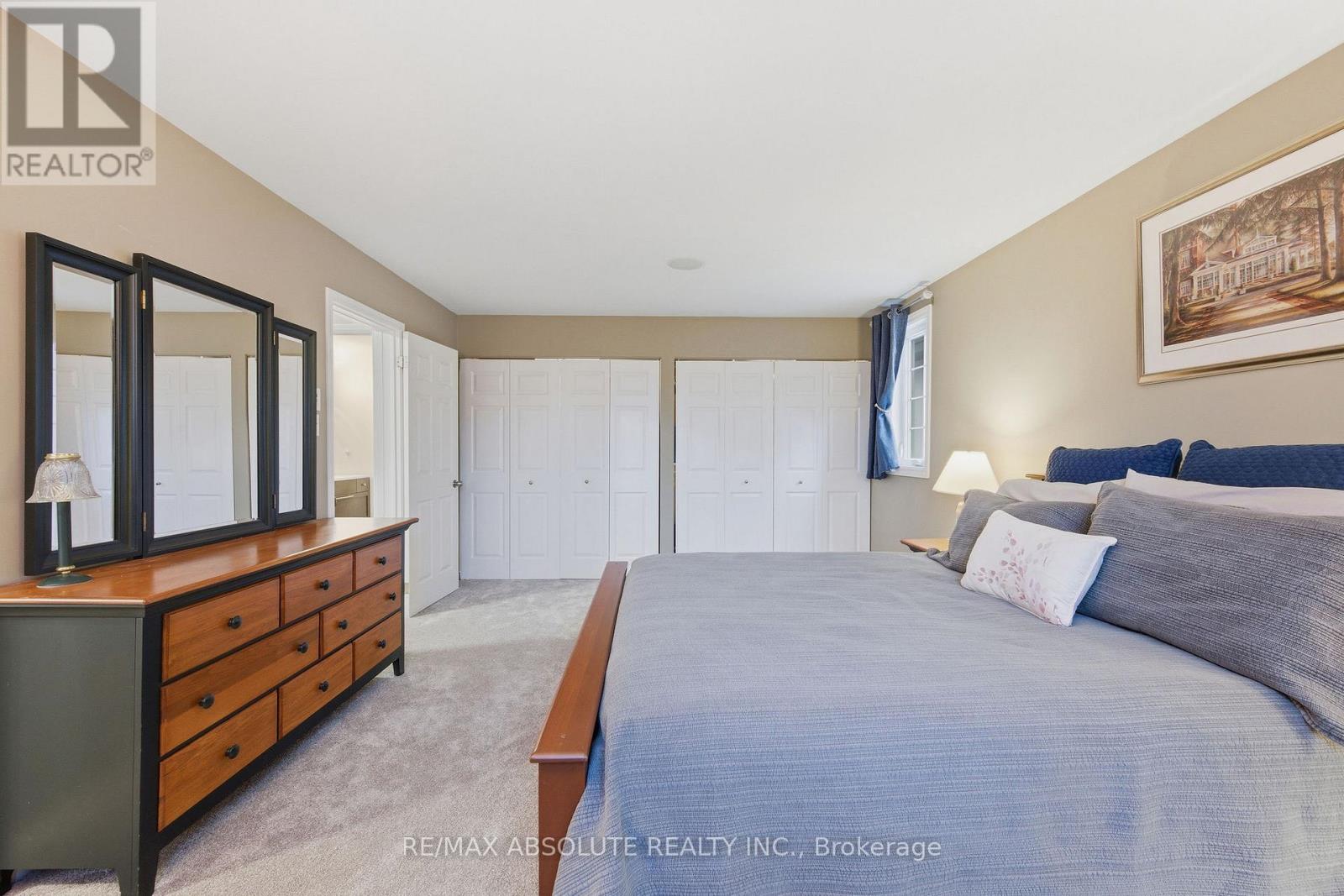 605 Rowanwood Avenue