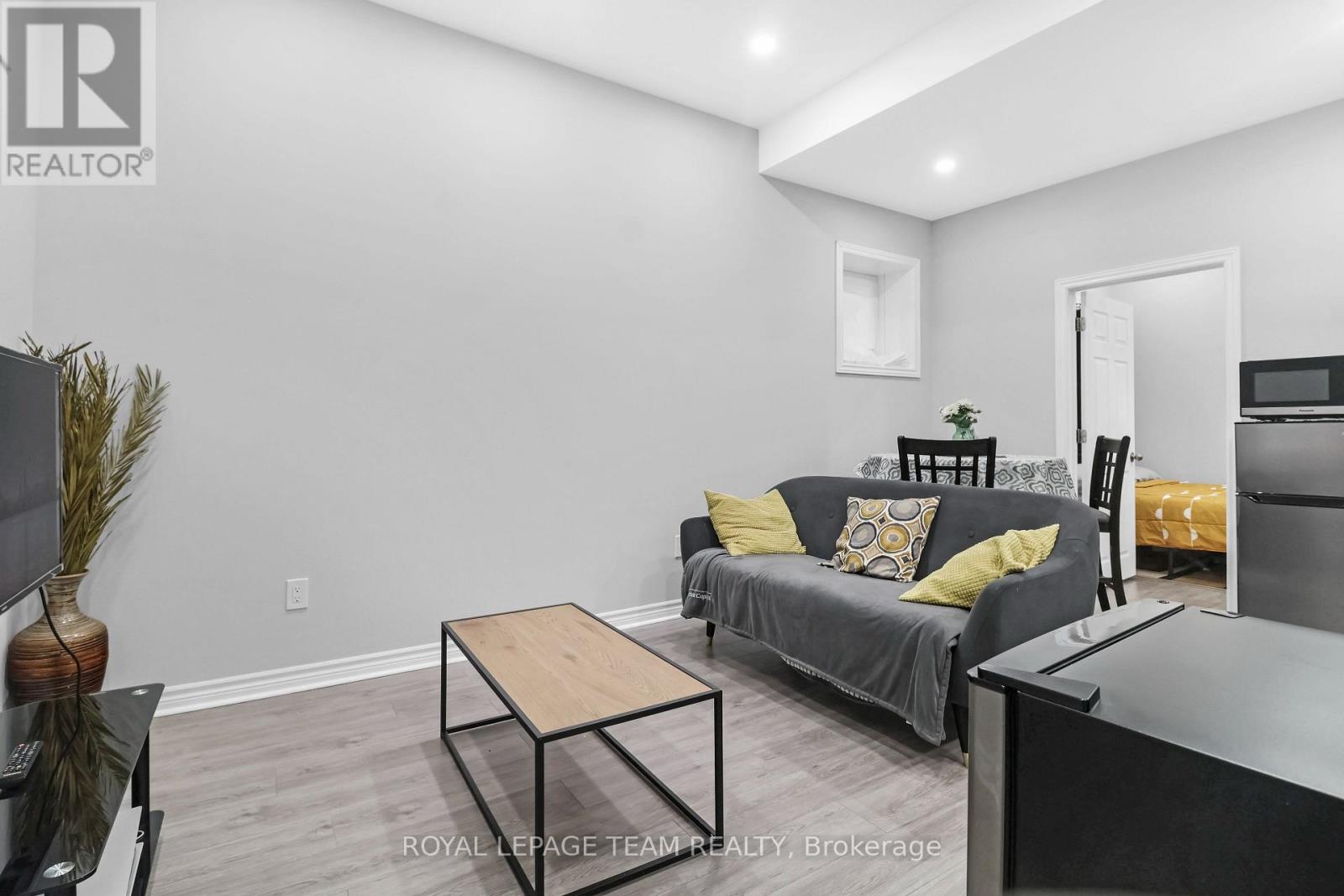 405 Aphelion Crescent