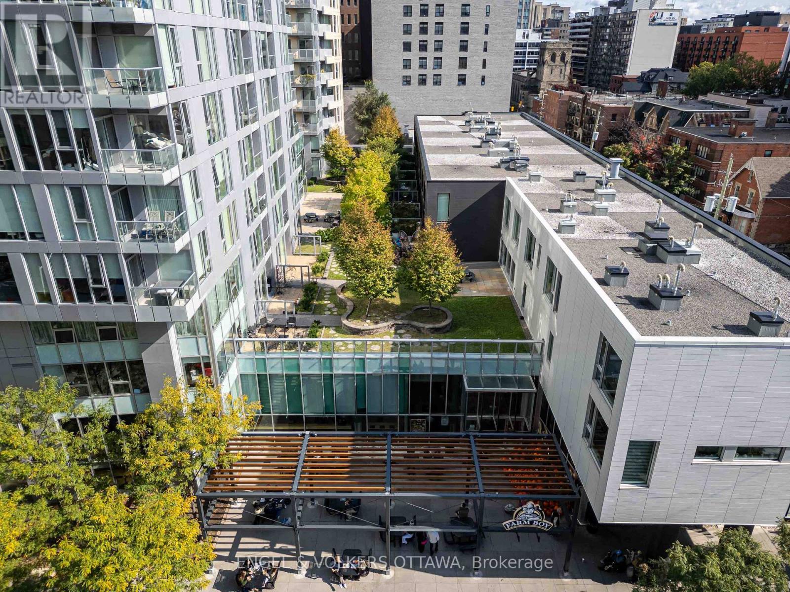 218 - 197 Lisgar Street