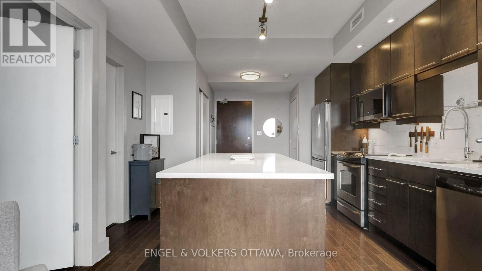 509 - 101 Richmond Road