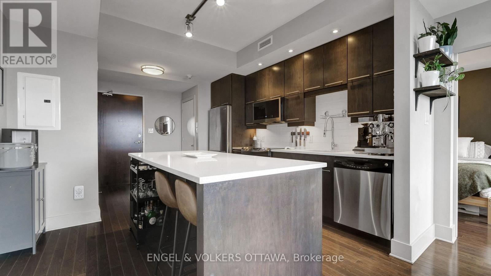 509 - 101 Richmond Road