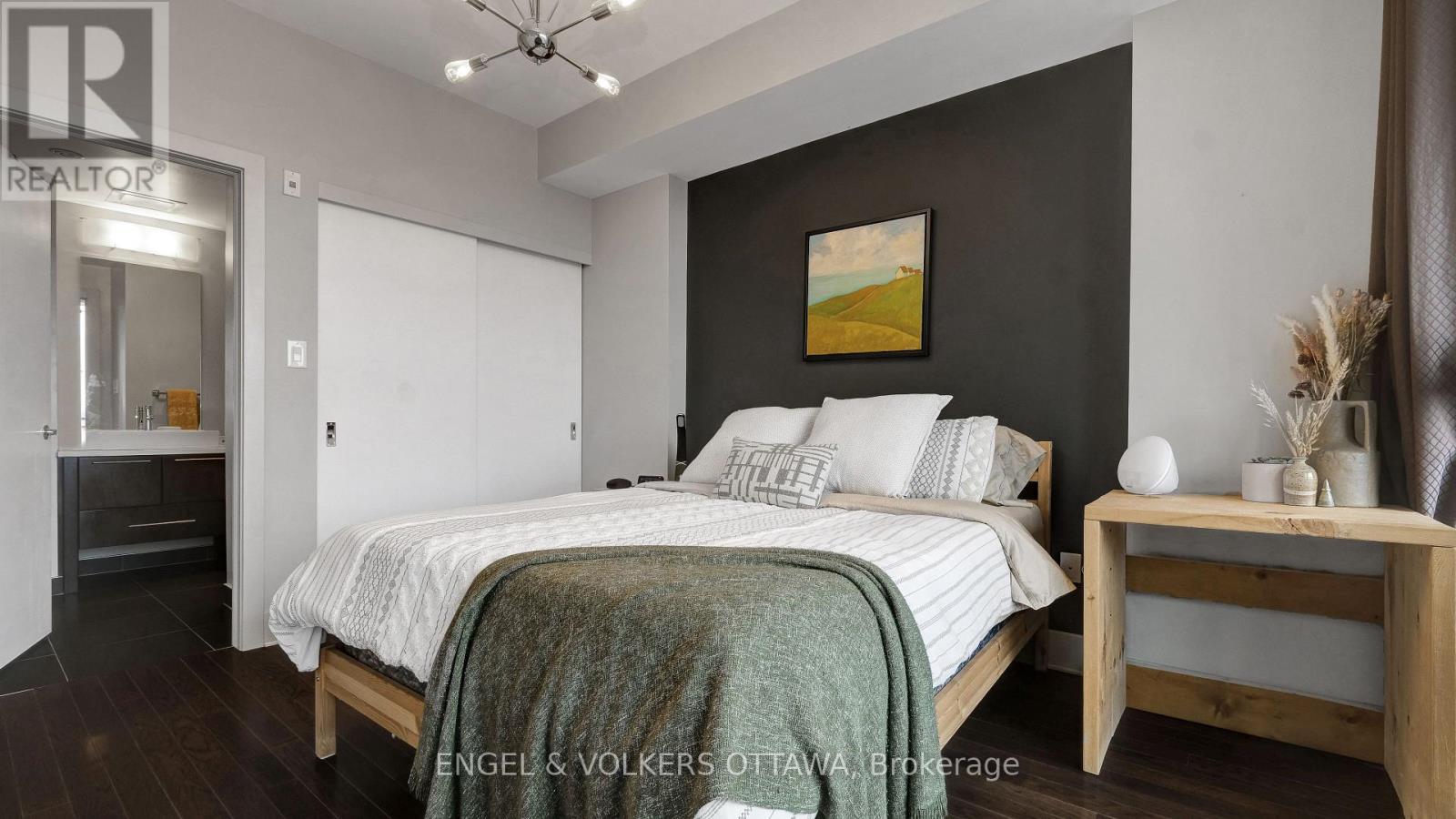 509 - 101 Richmond Road