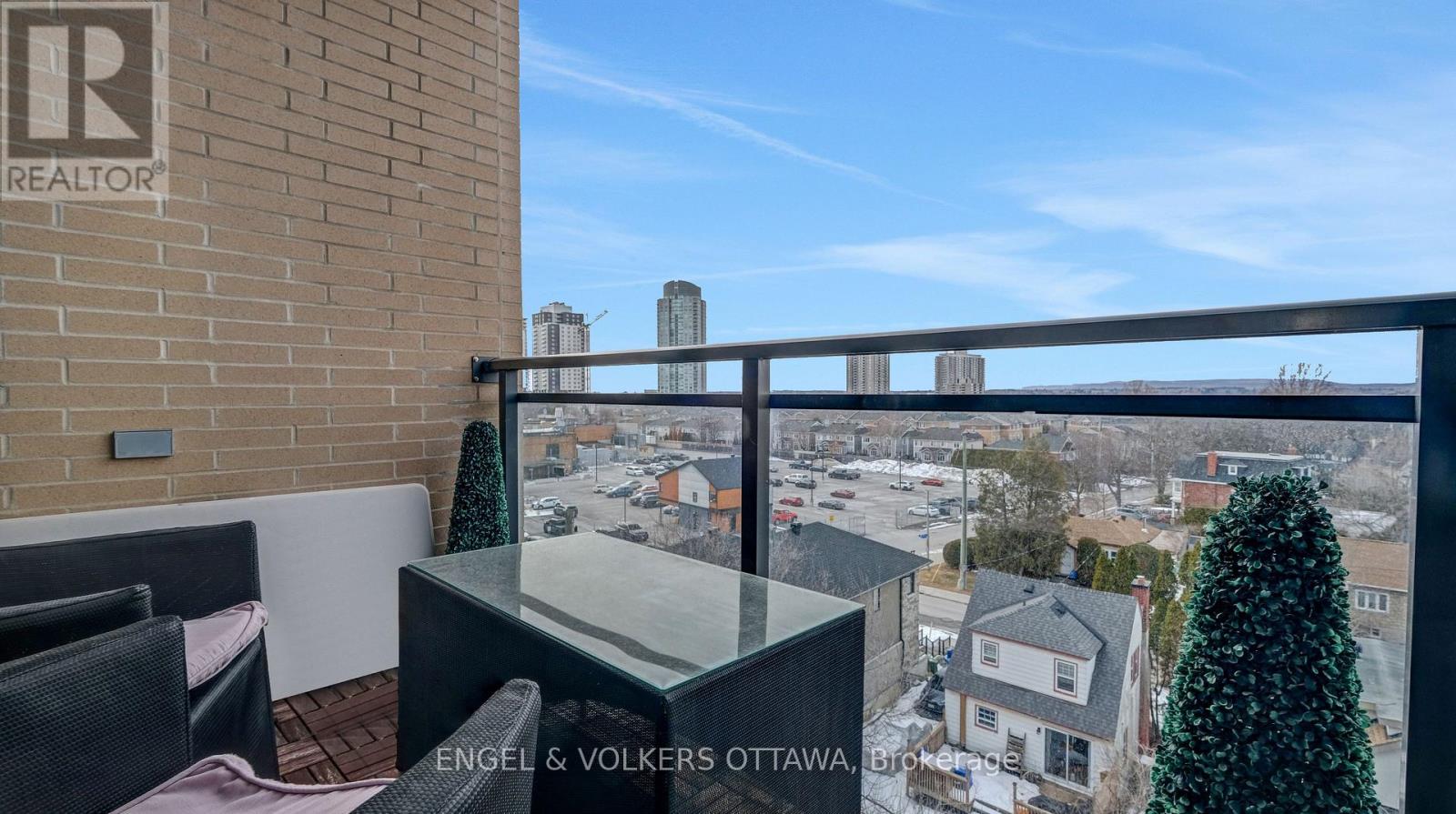 509 - 101 Richmond Road