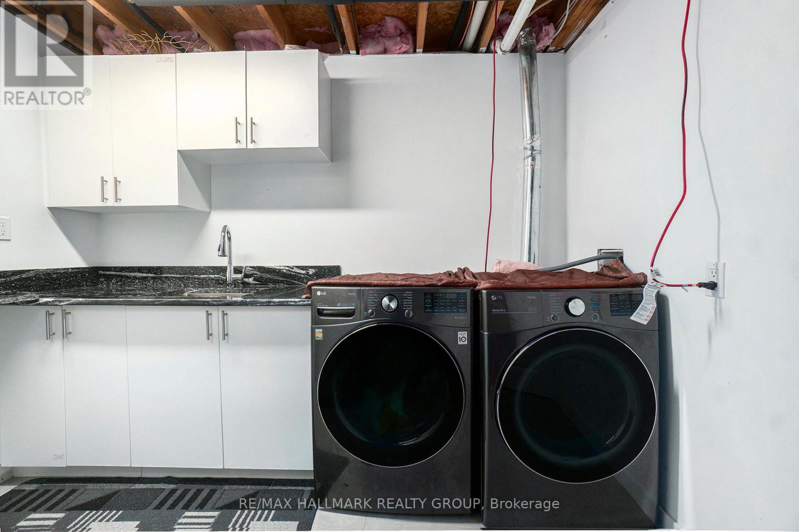 32 - 3017 Victoria Heights Crescent