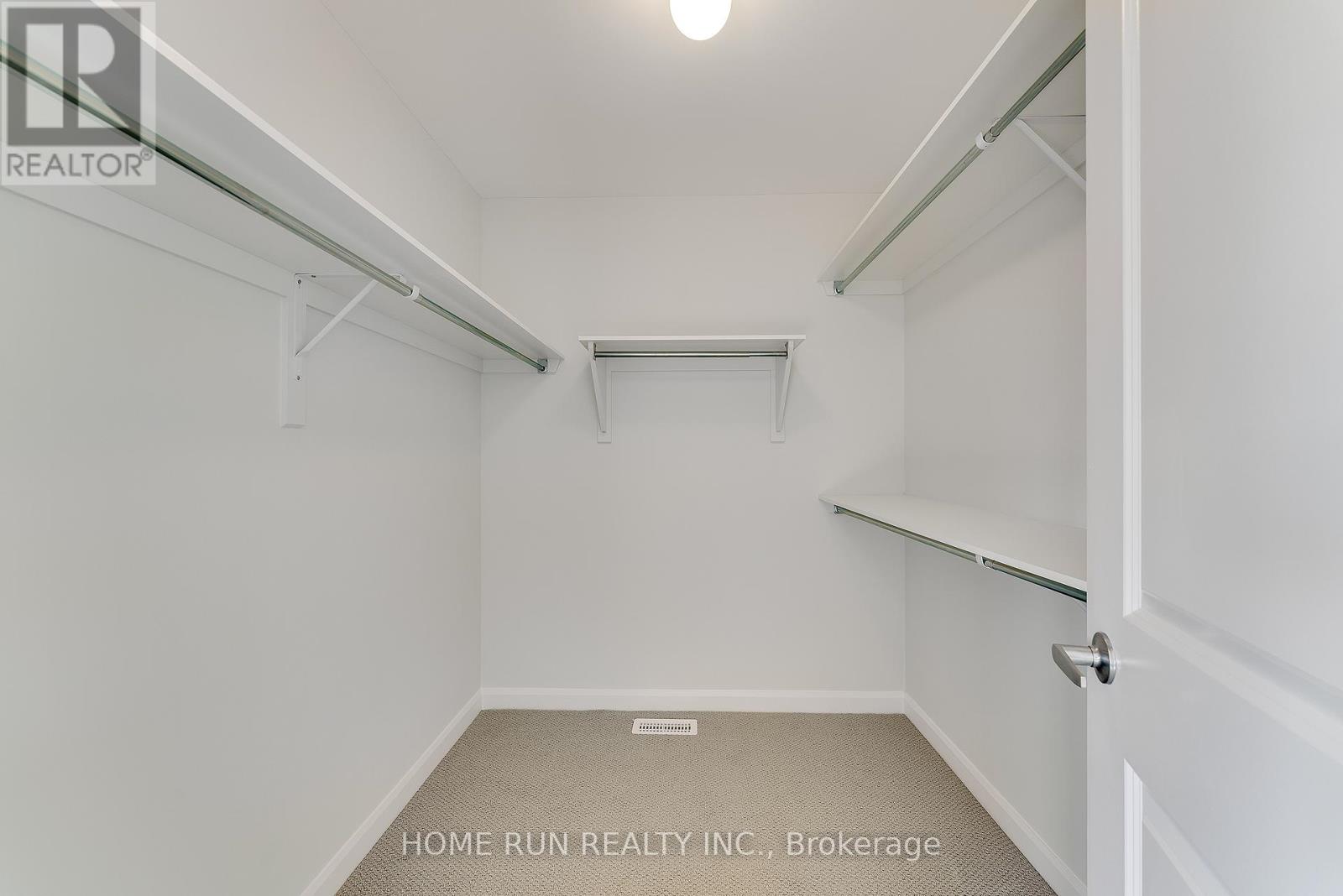 208 Elsie Macgill Walk