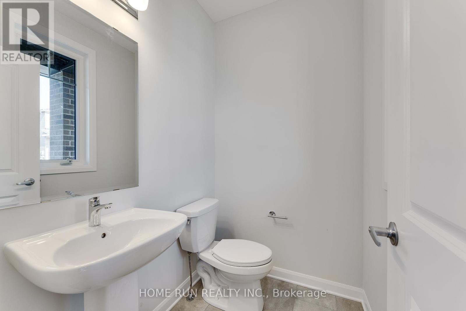 208 Elsie Macgill Walk