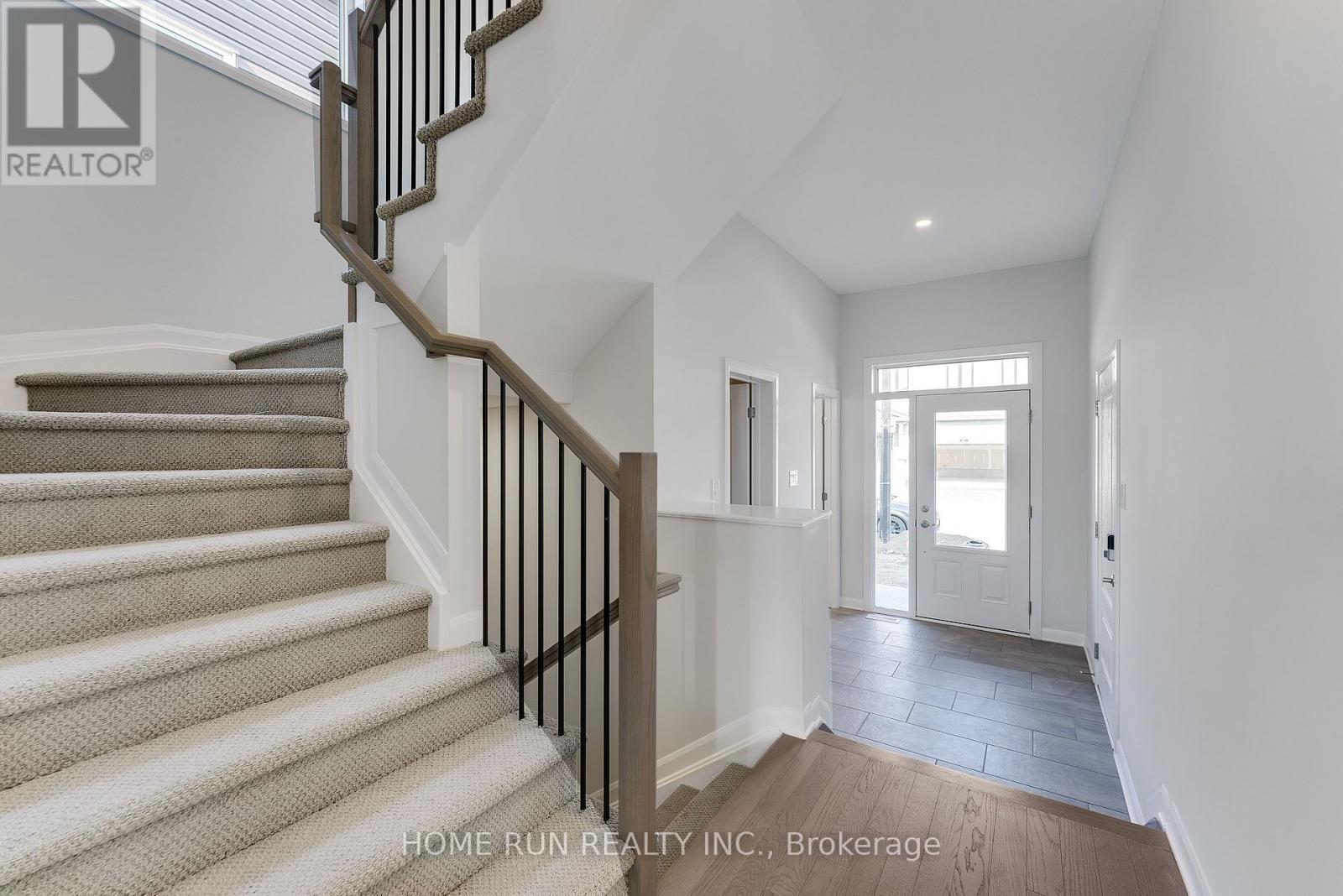 208 Elsie Macgill Walk