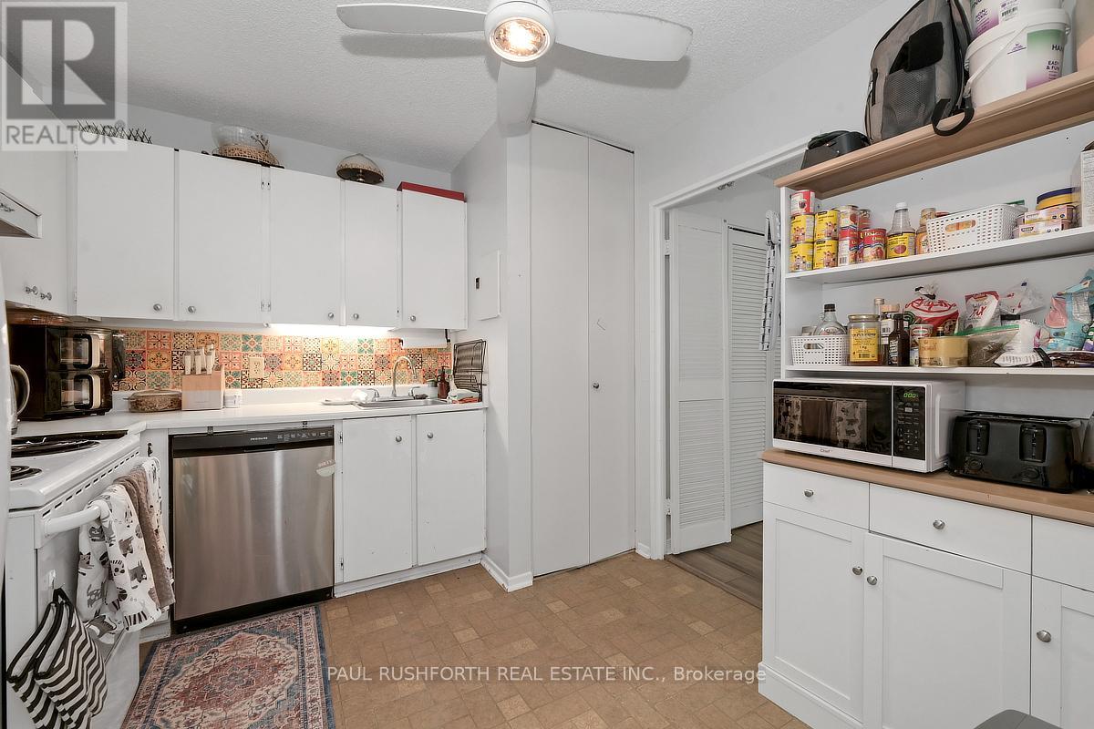 1602 - 1285 Cahill Drive