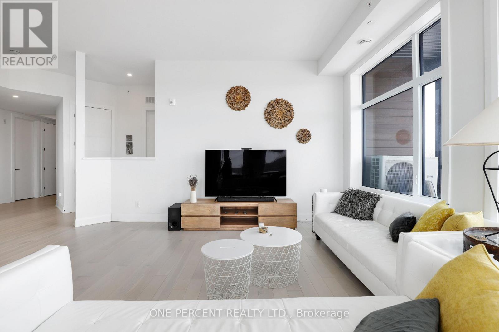 403 - 100 Cortile Private