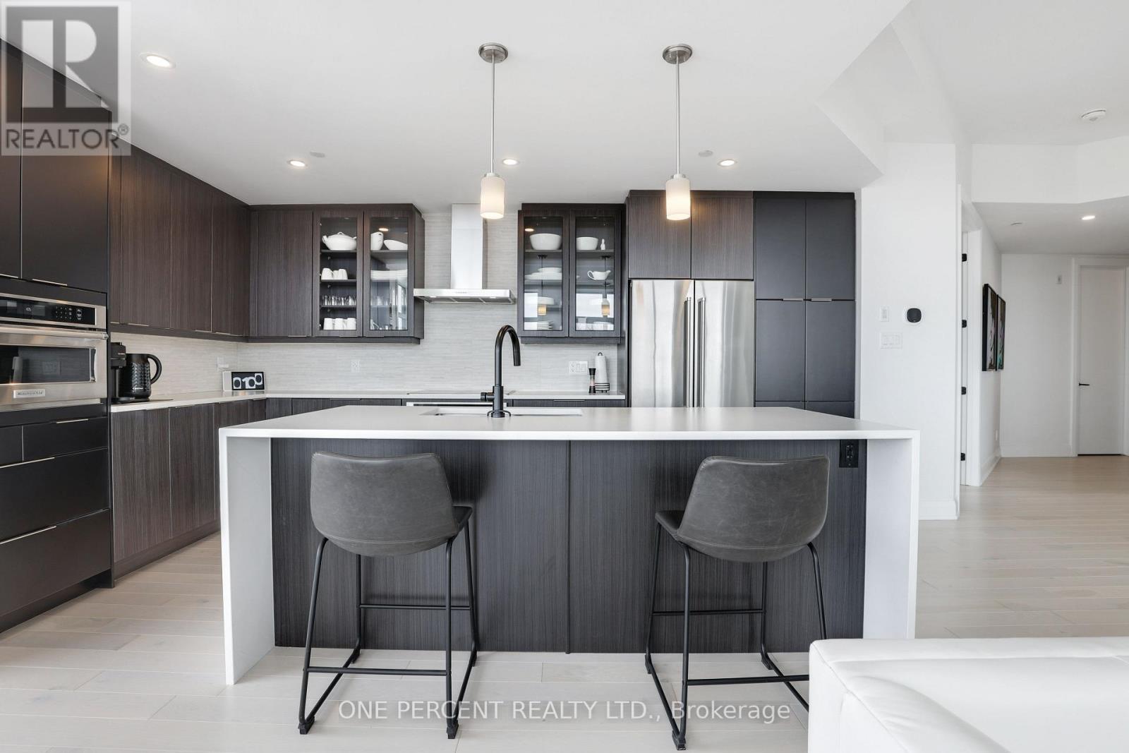 403 - 100 Cortile Private