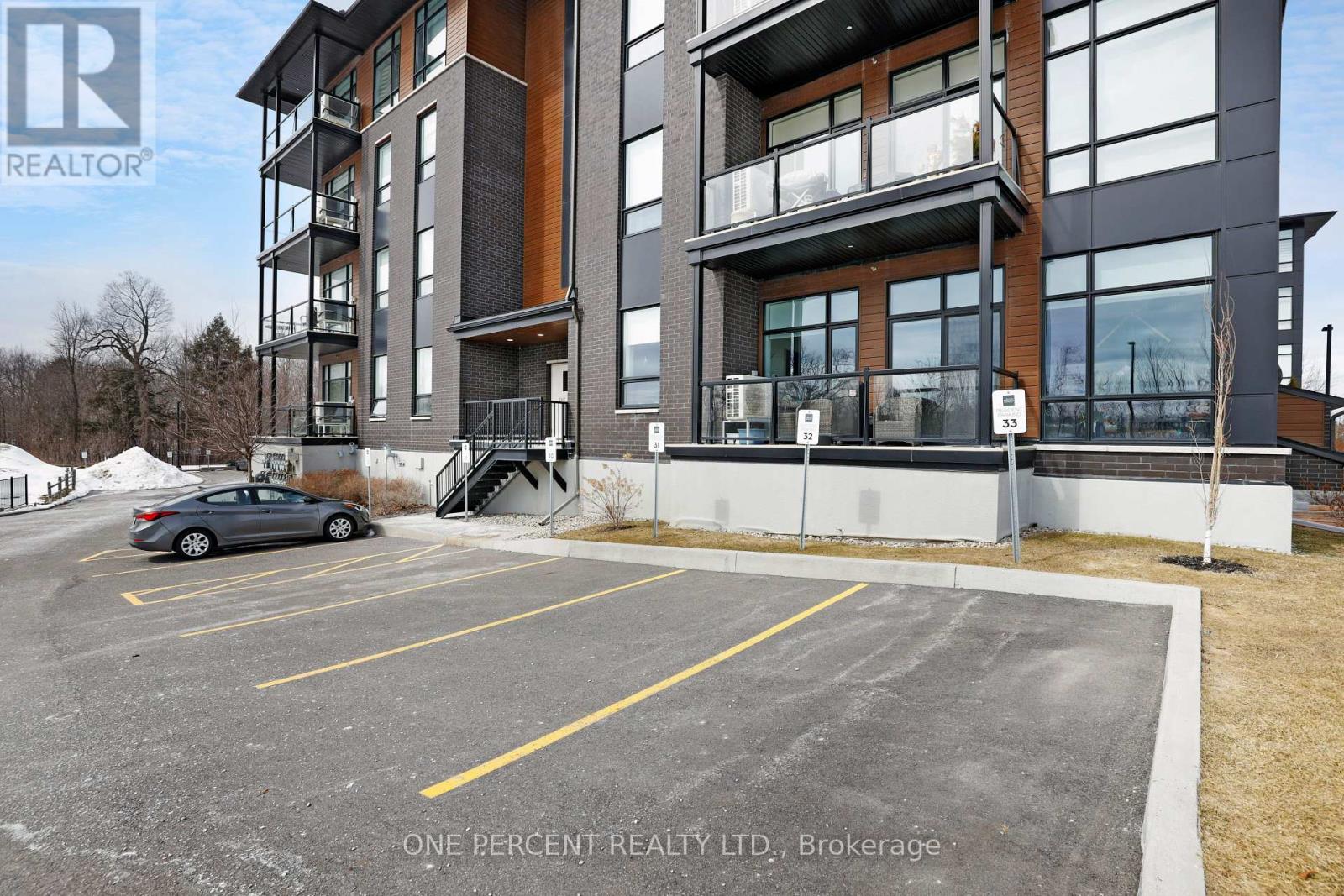 403 - 100 Cortile Private