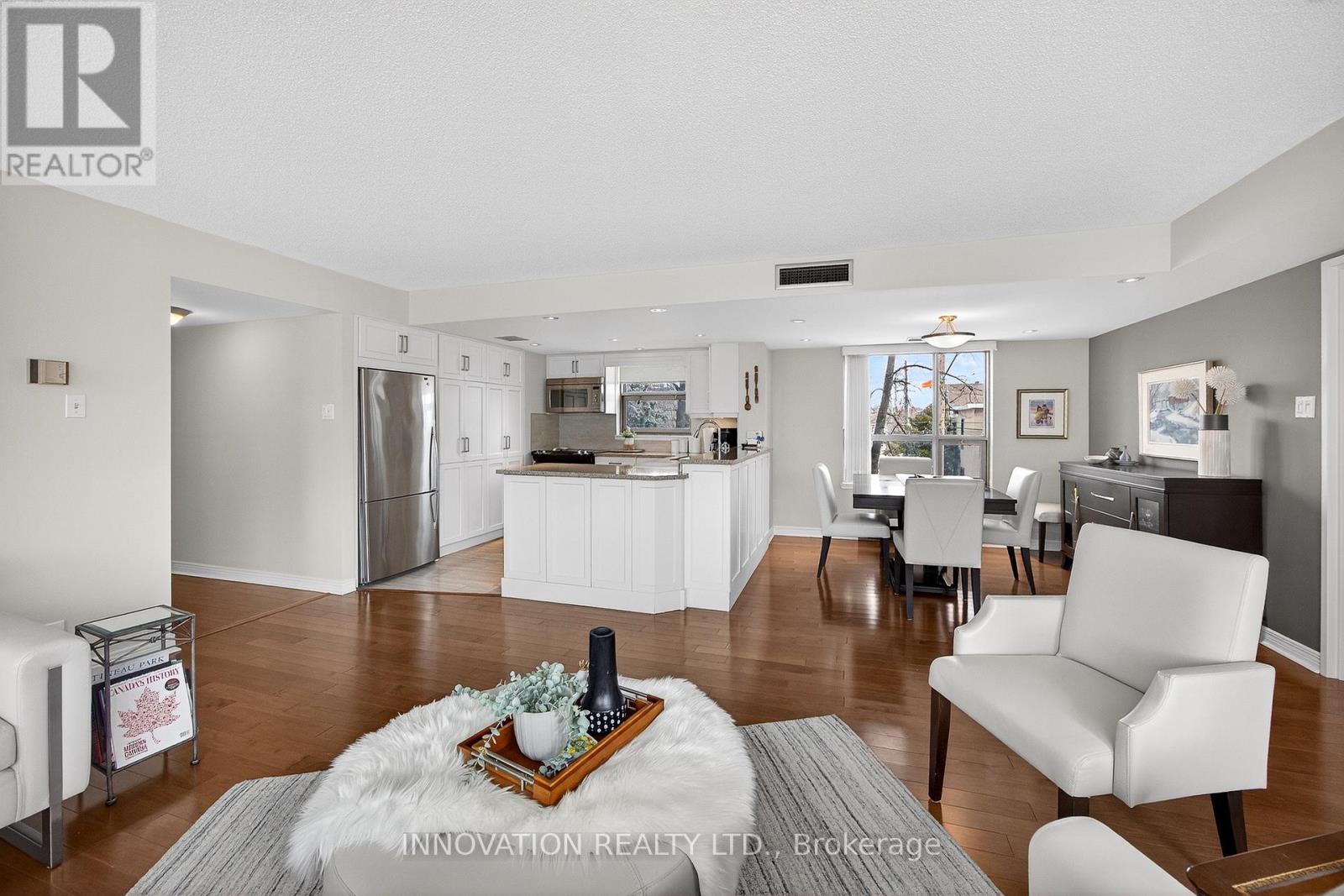 204 - 30 Charlevoix Street