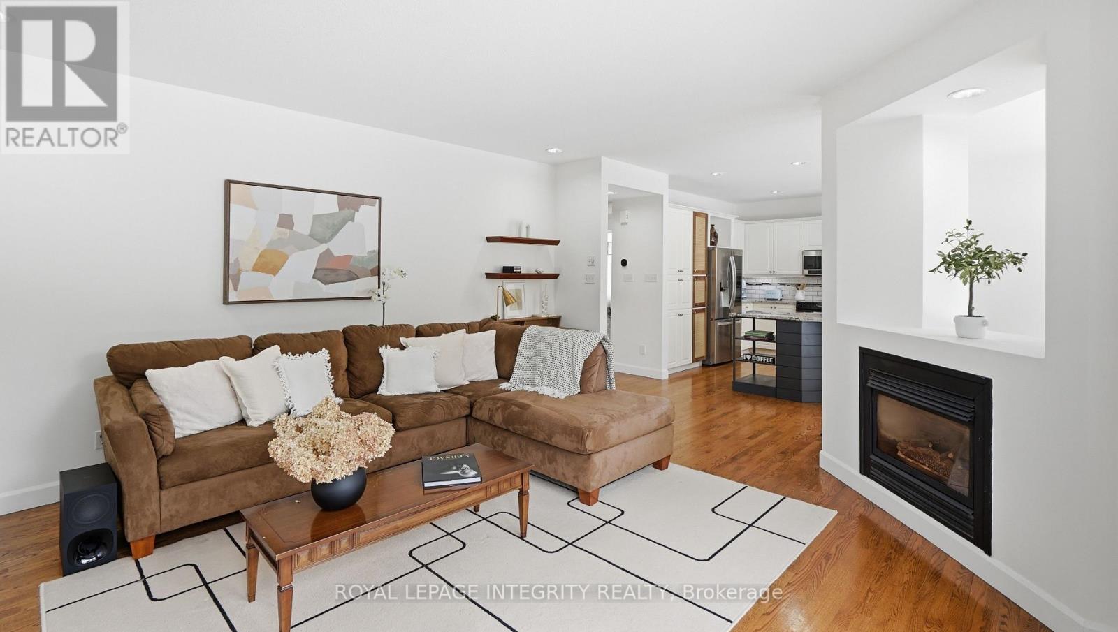 20 Farmfield Crescent