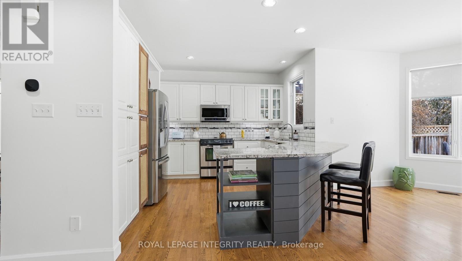 20 Farmfield Crescent